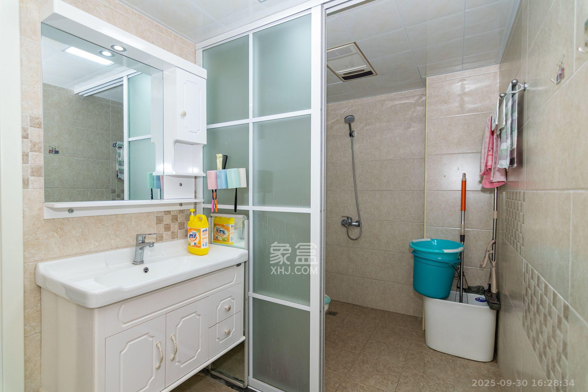 龙湖湘风原著(龙湖湘风星城) 3室2厅1卫 2000.0元/月 龙湖湘风原著(龙湖湘风星城) 3室2厅1卫 2000.0元/月室内图