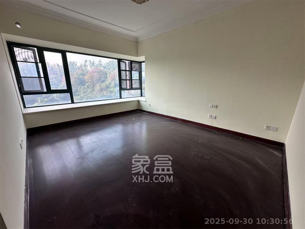 恒大城 4室2厅2卫 3000.0元/月 恒大城 4室2厅2卫 3000.0元/月室内图