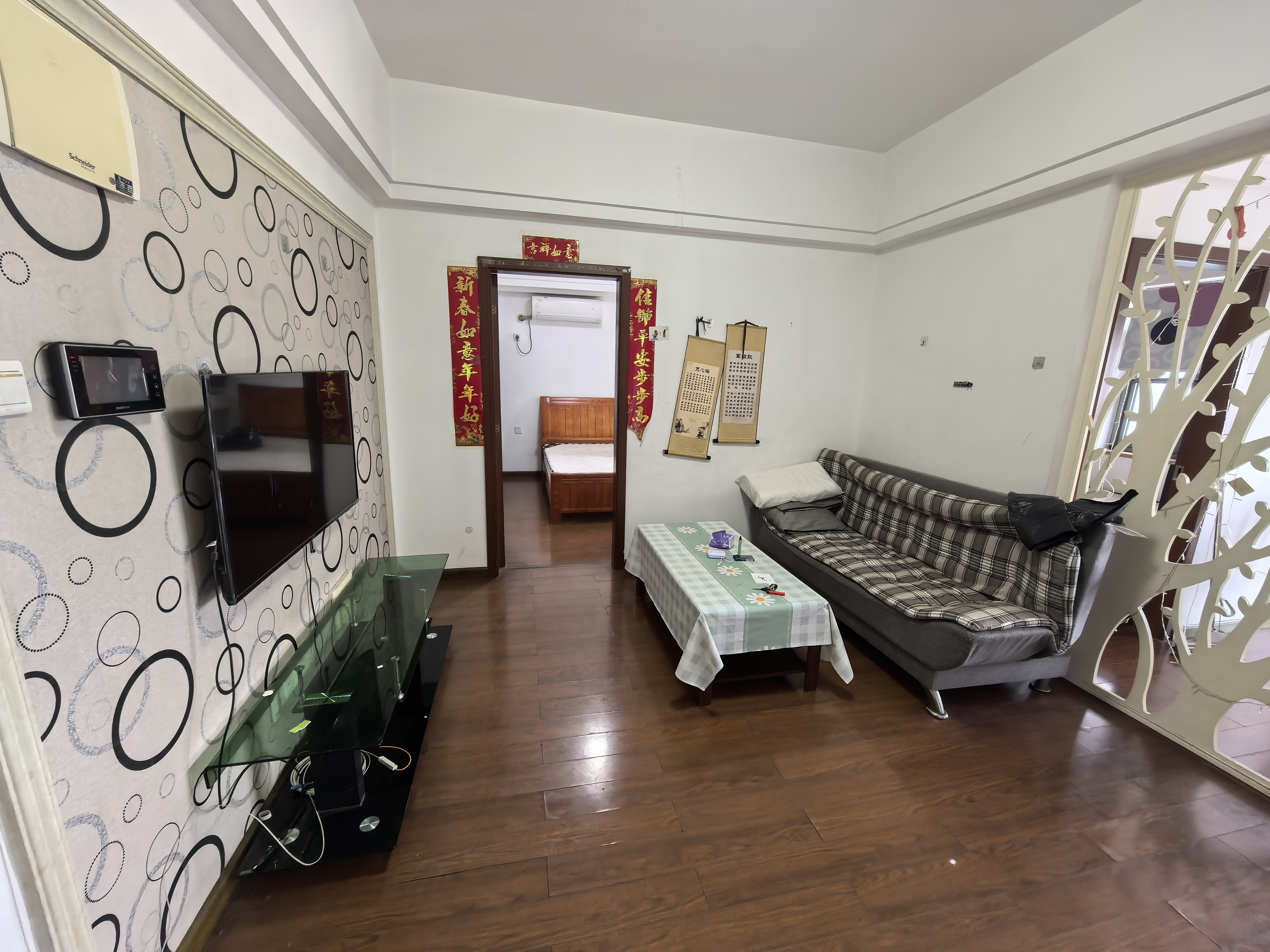 环宇天地、中海地产(中信城市广场二期) 2室2厅1卫 1800.0元/月 环宇天地、中海地产(中信城市广场二期) 2室2厅1卫 1800.0元/月户型图