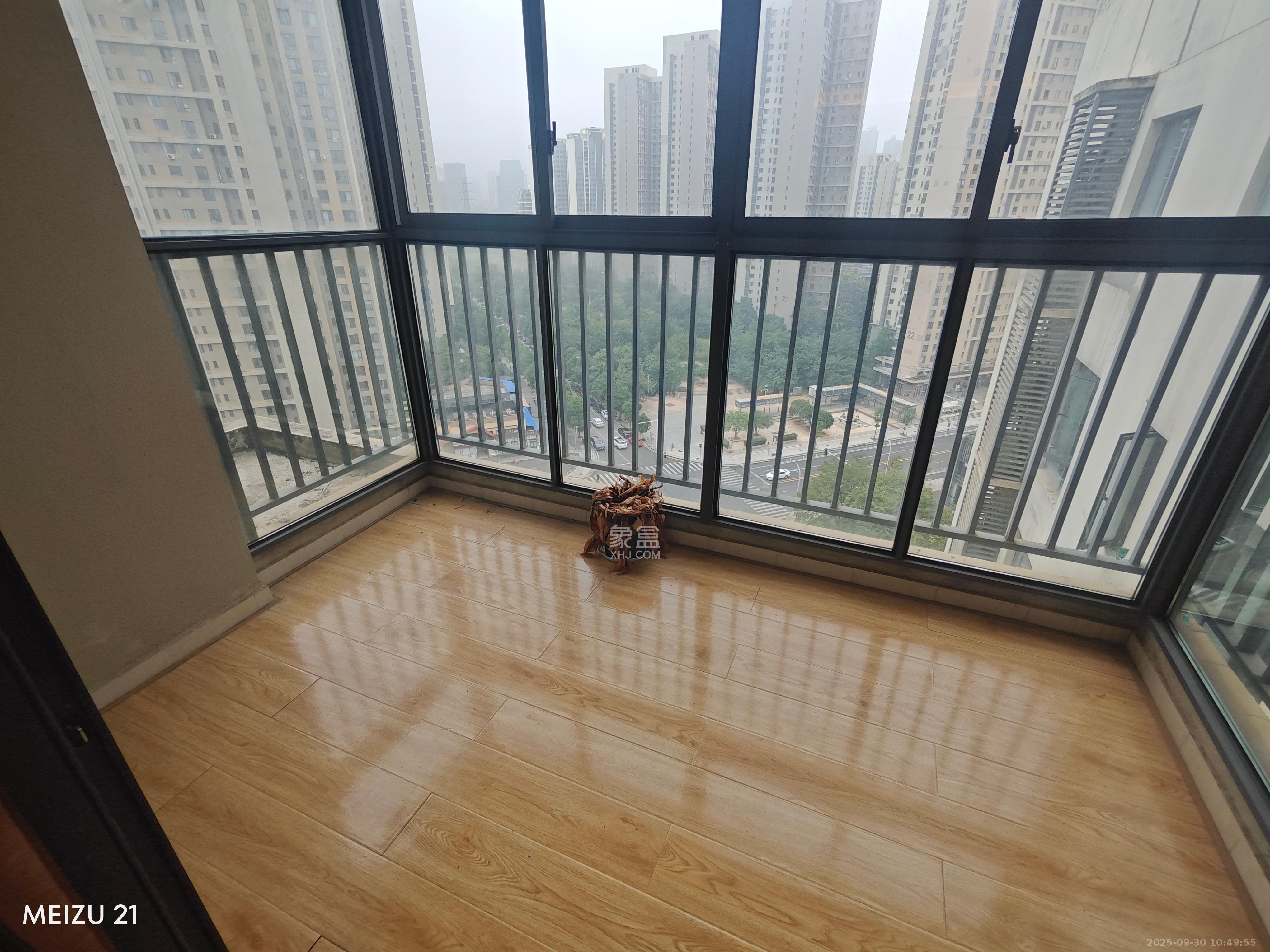 万科城 3室2厅2卫 3000.0元/月 万科城 3室2厅2卫 3000.0元/月室内图