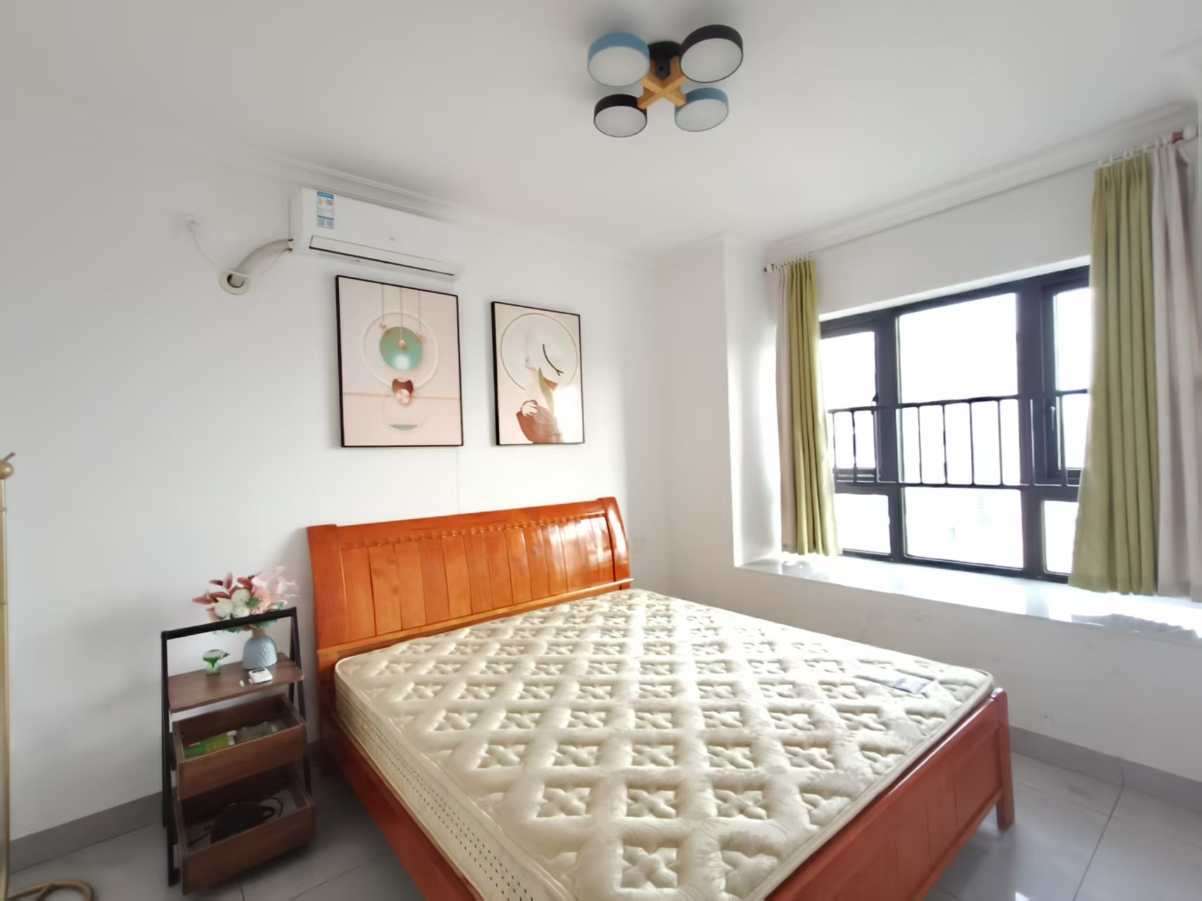 绿地海德公馆 3室2厅1卫 3300.0元/月 绿地海德公馆 3室2厅1卫 3300.0元/月户型图