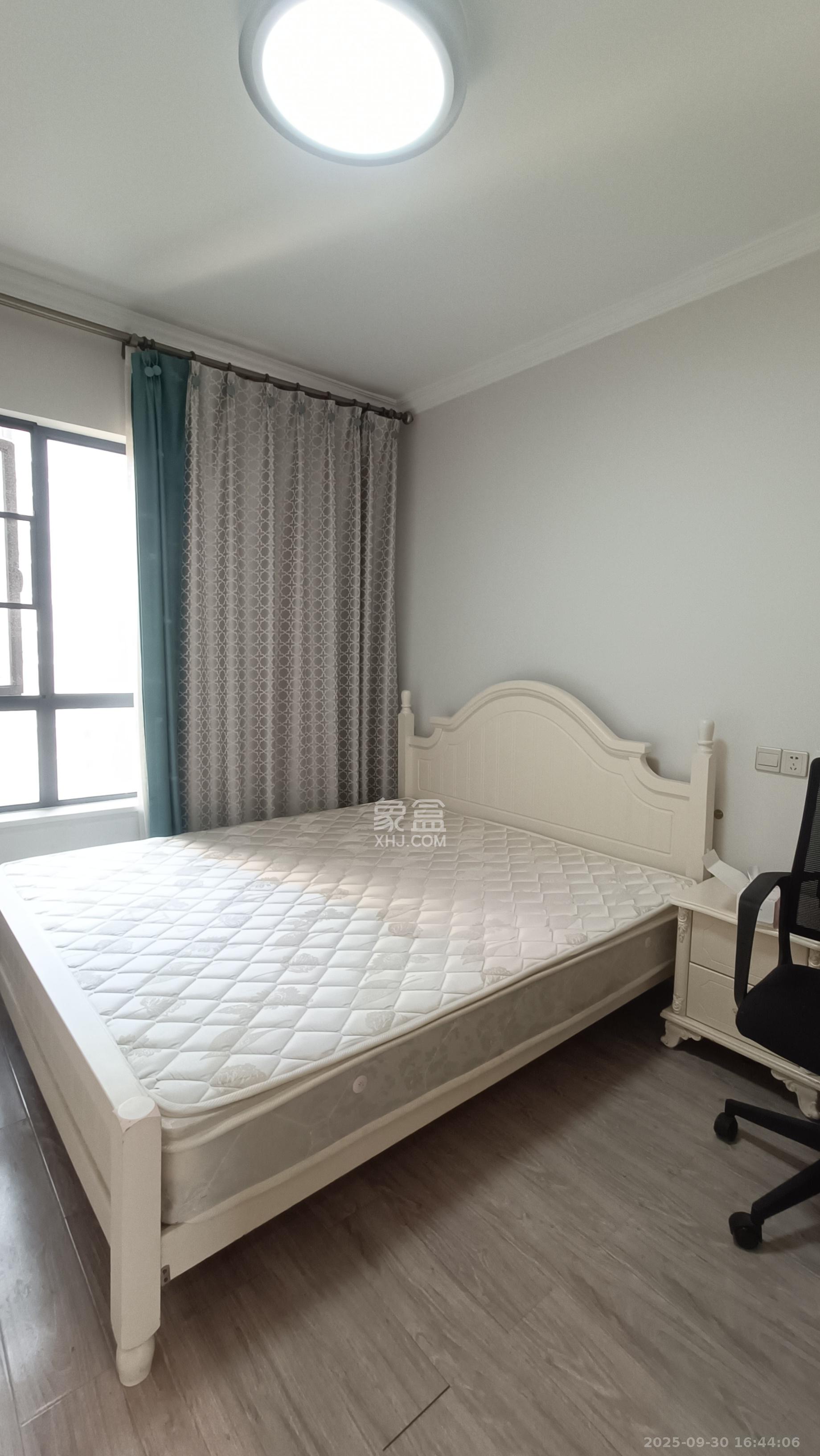 中国铁建国际城二期 3室2厅1卫 1800.00元/月 中国铁建国际城二期 3室2厅1卫 1800.00元/月室内图