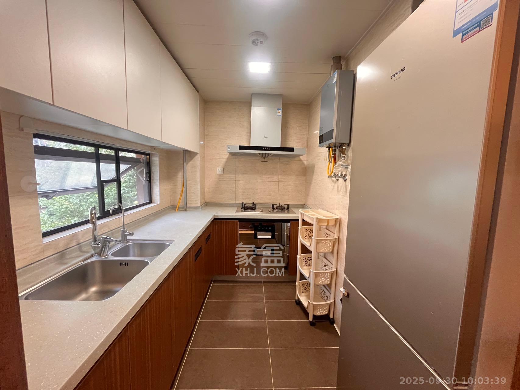 万科魅力之城非凡里  4室2厅2卫    3000.0元/月室内图