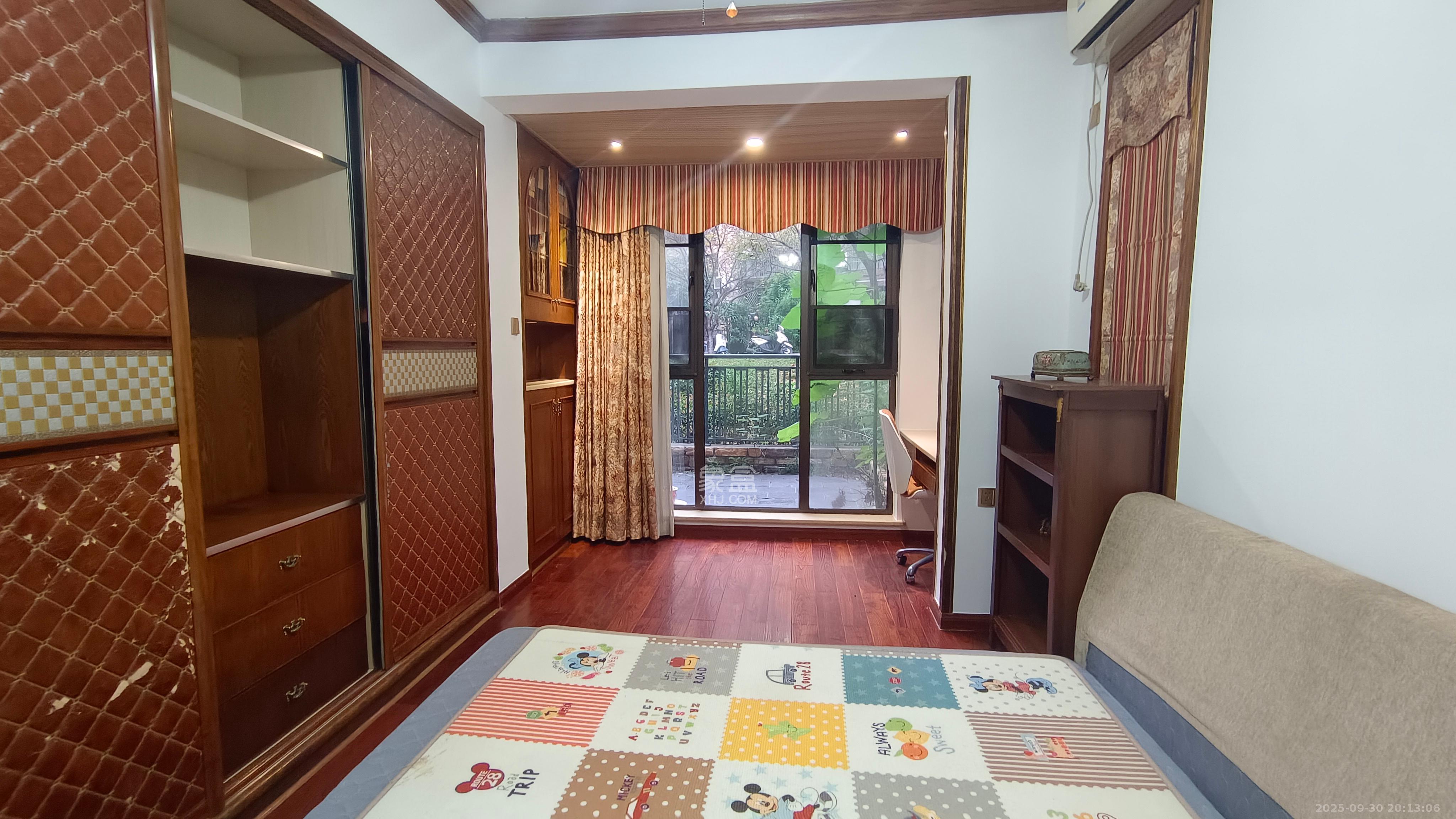 幸福考拉 3室2厅1卫 2500.0元/月 幸福考拉 3室2厅1卫 2500.0元/月室内图