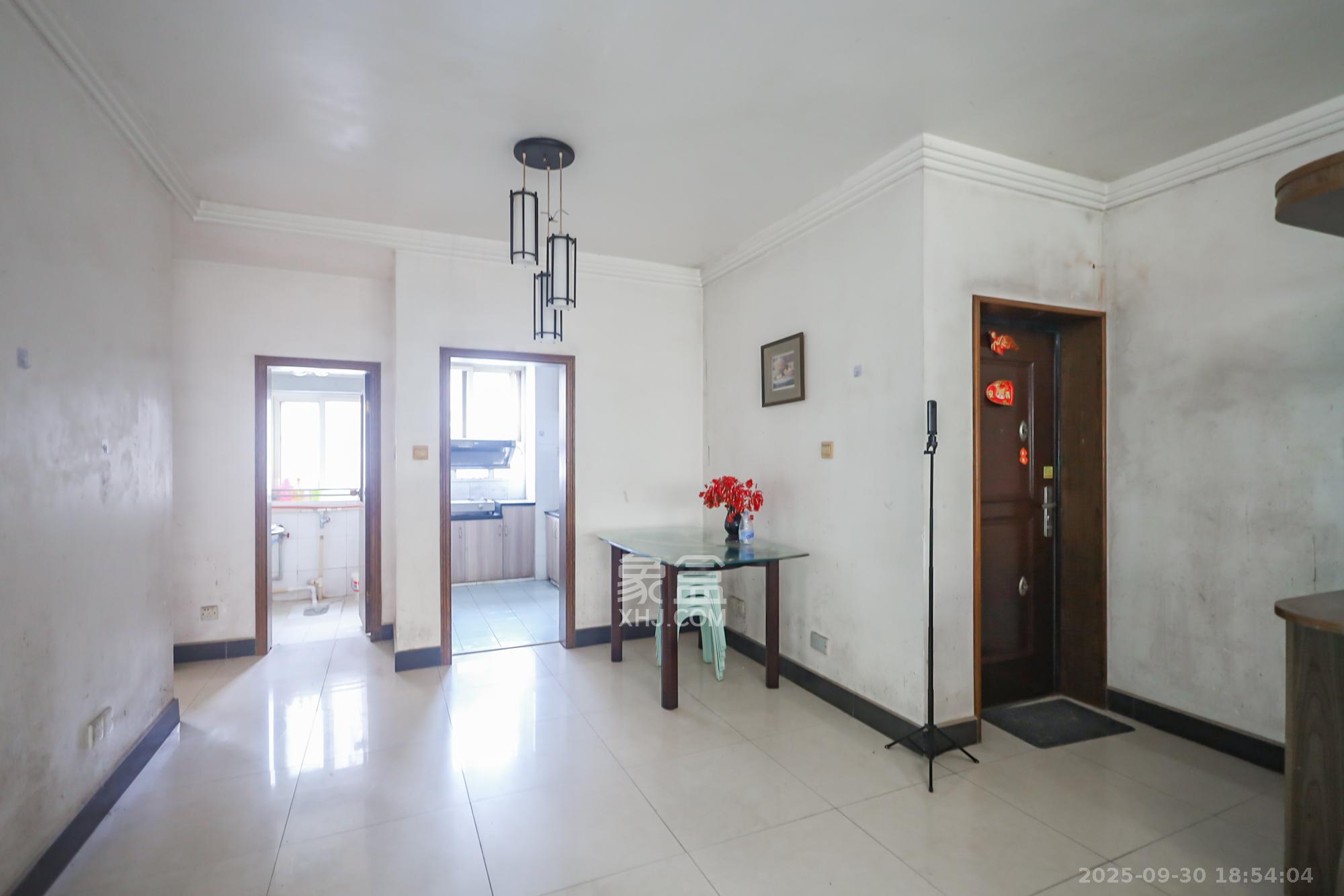 长沙船舶厂宿舍 1室2厅2卫 68.0万 长沙船舶厂宿舍 1室2厅2卫 68.0万其他