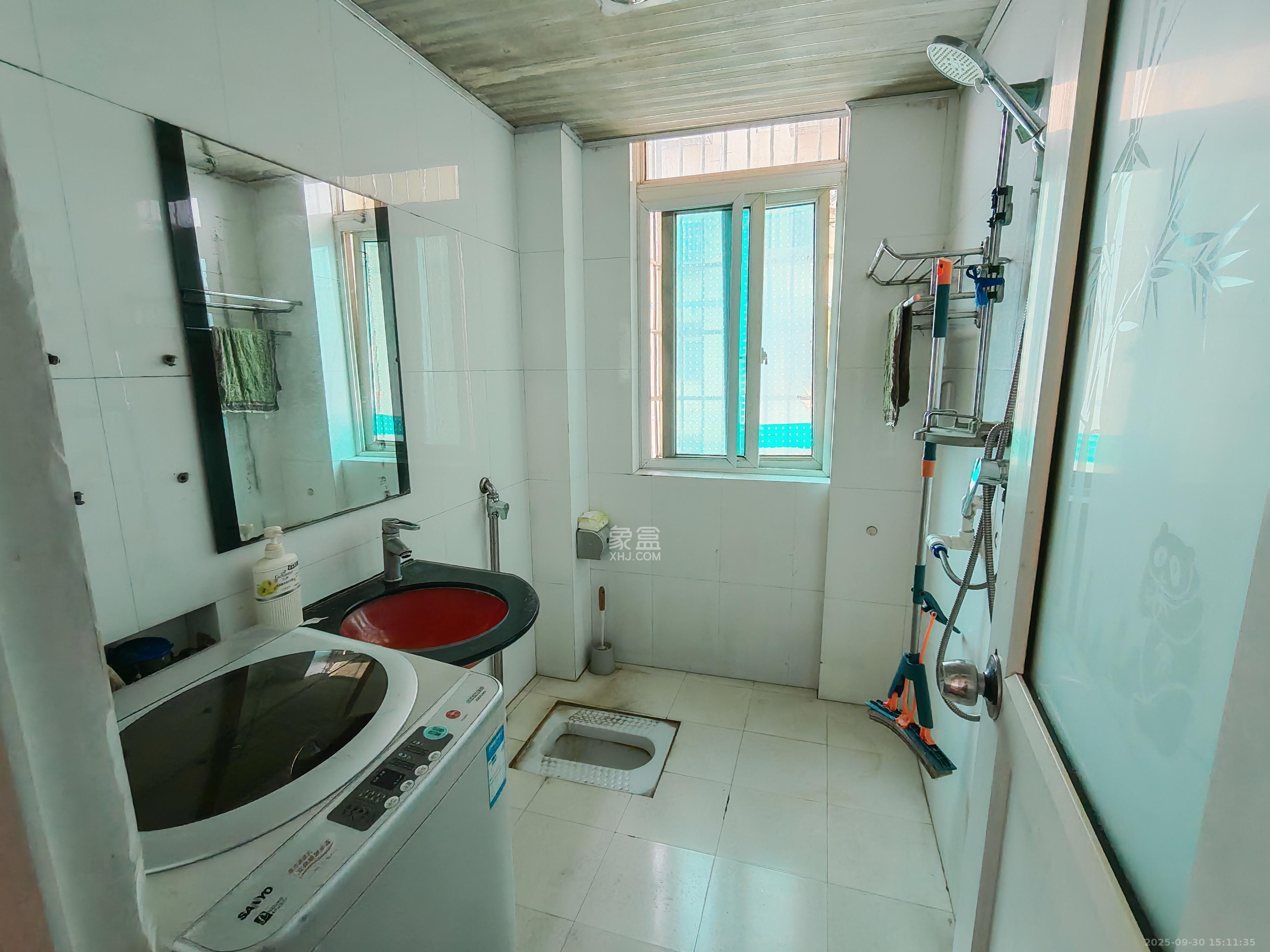 领秀星城(领秀新城) 2室2厅1卫 1500.0元/月 领秀星城(领秀新城) 2室2厅1卫 1500.0元/月室内图