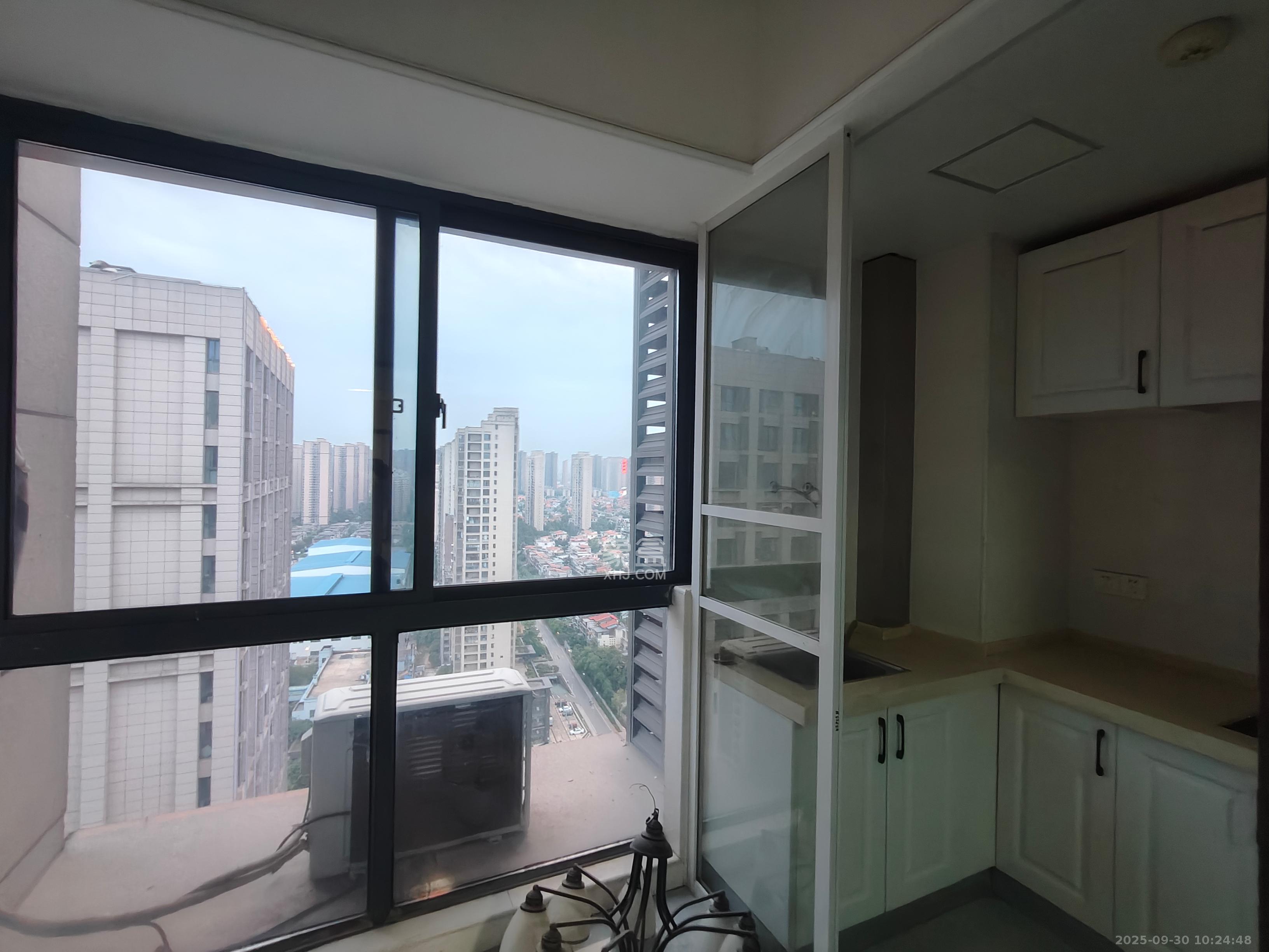 明发国际城  1室1厅1卫    1100.0元/月室内图