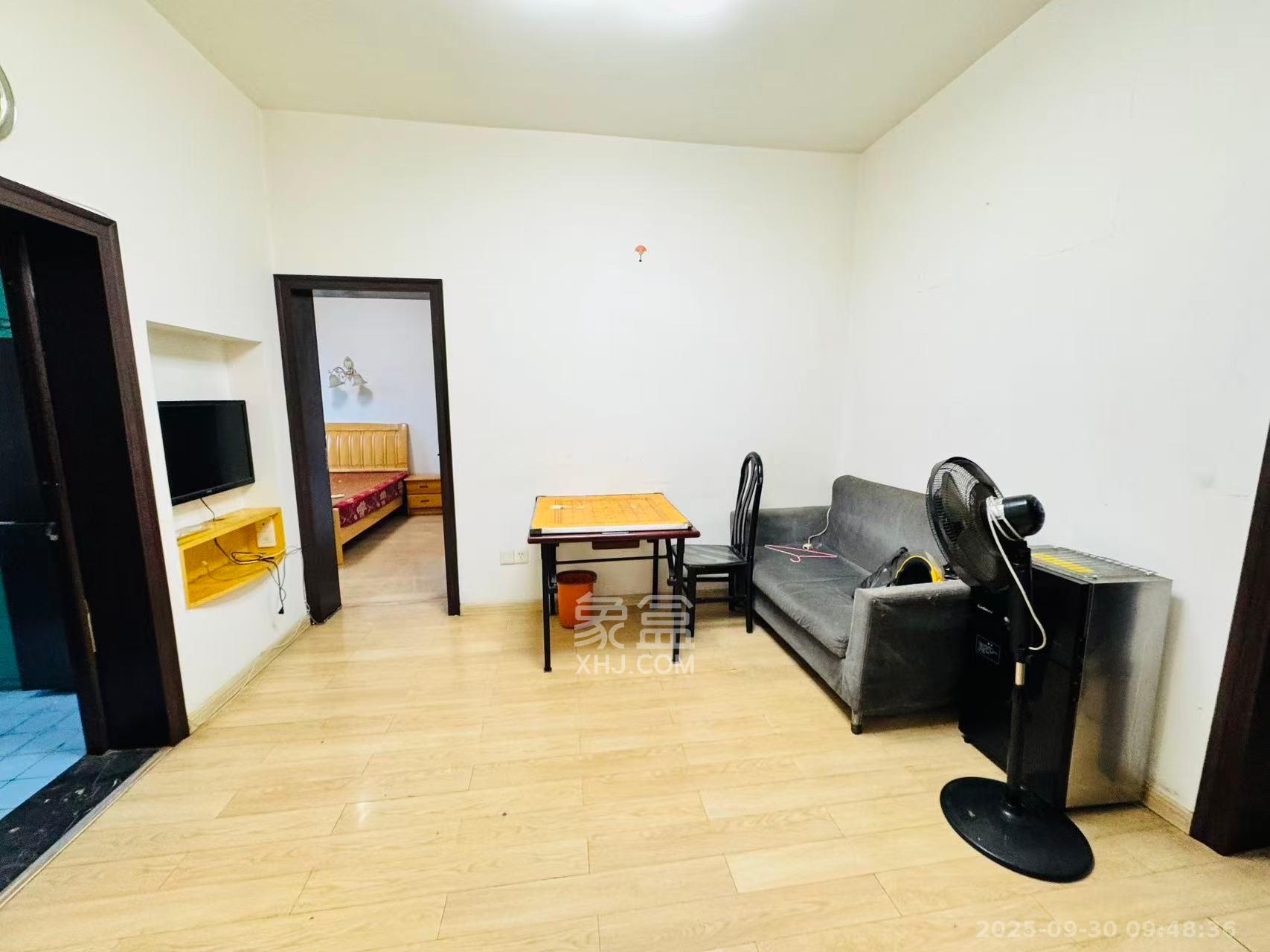 工农新村（工农桥社区）  3室1厅1卫    1700.0元/月室内图