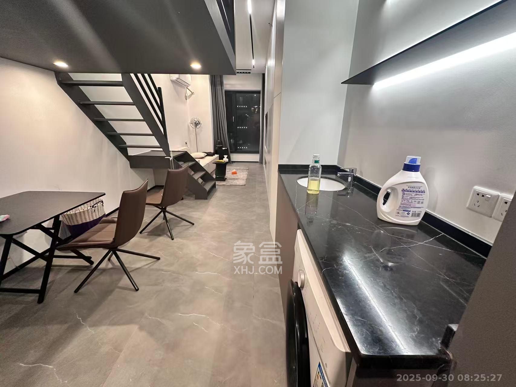新力铂园（江山云著）  1室0厅0卫   2300.00元/月