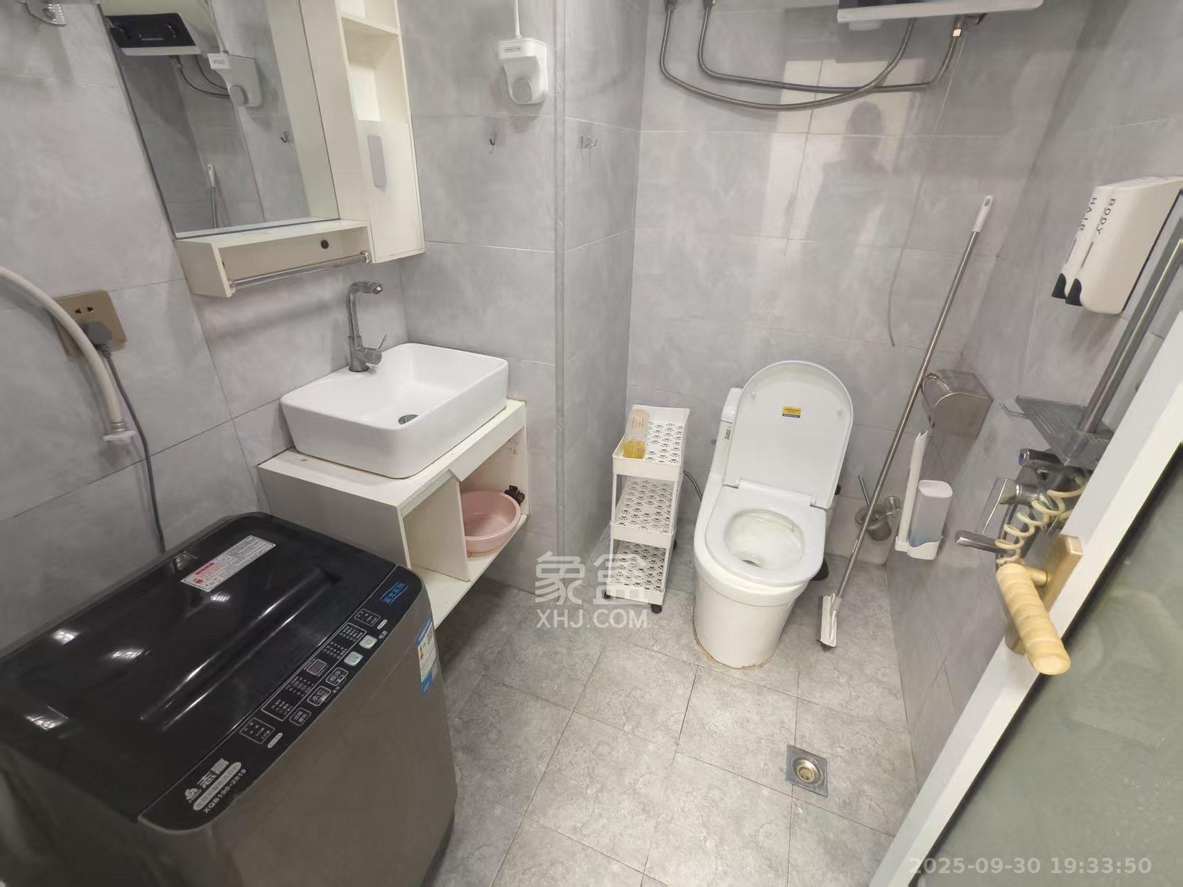 叠彩兰亭  1室1厅1卫   1500.00元/月室内图