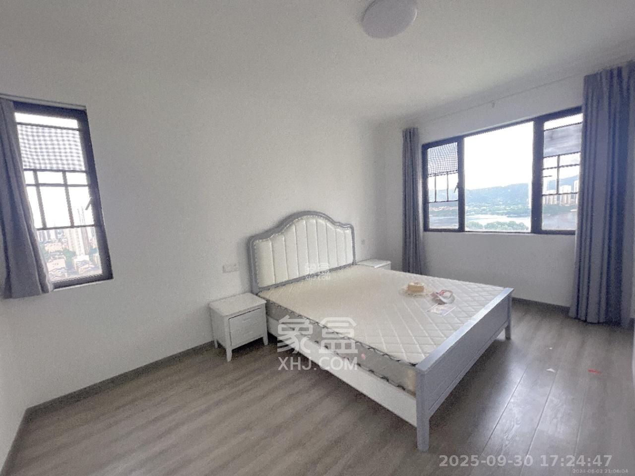 和泓梅溪四季  4室2厅2卫    3000.0元/月室内图