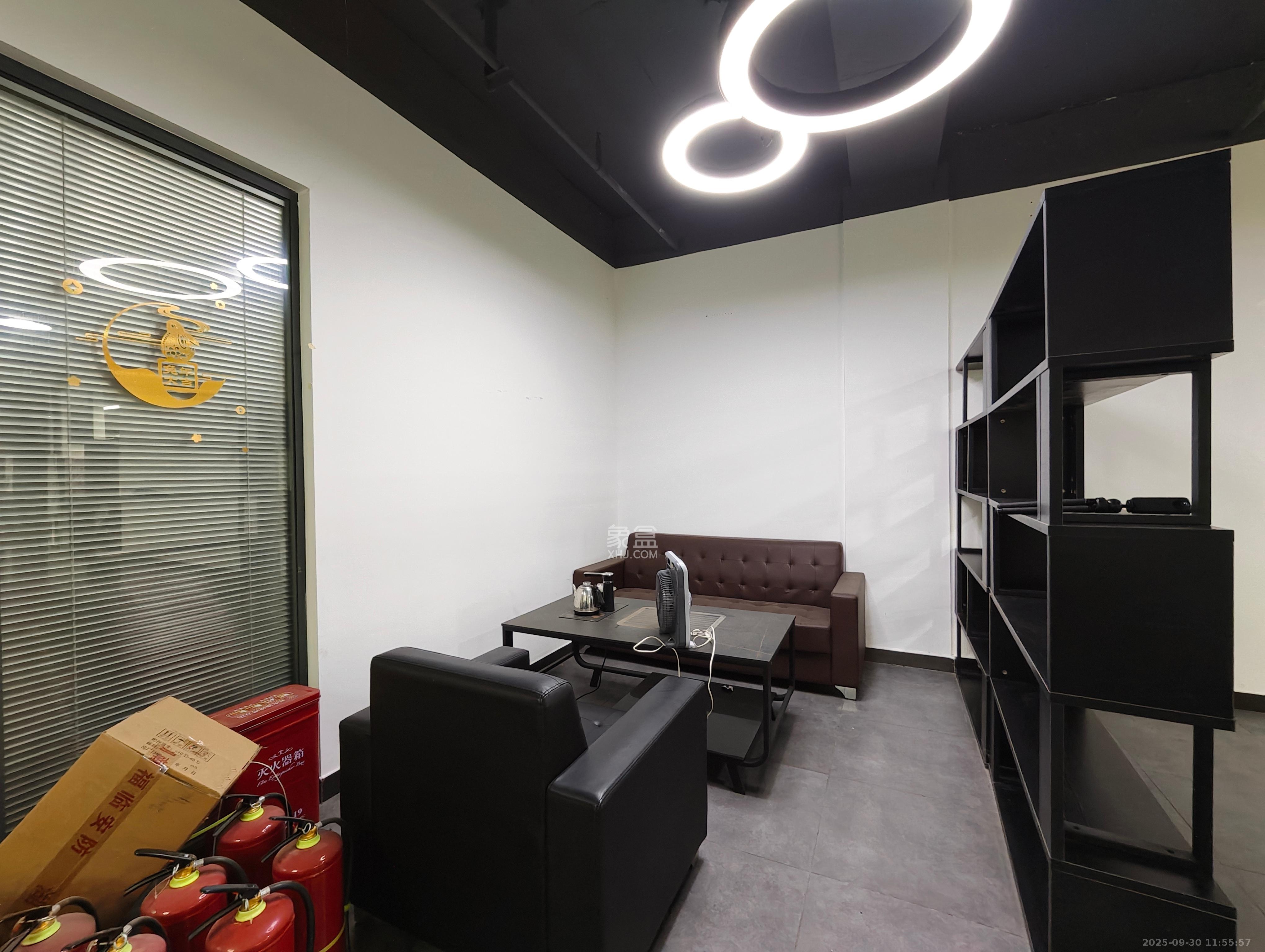 兴工国际产业园  7室1厅0卫    15000.0元/月室内图