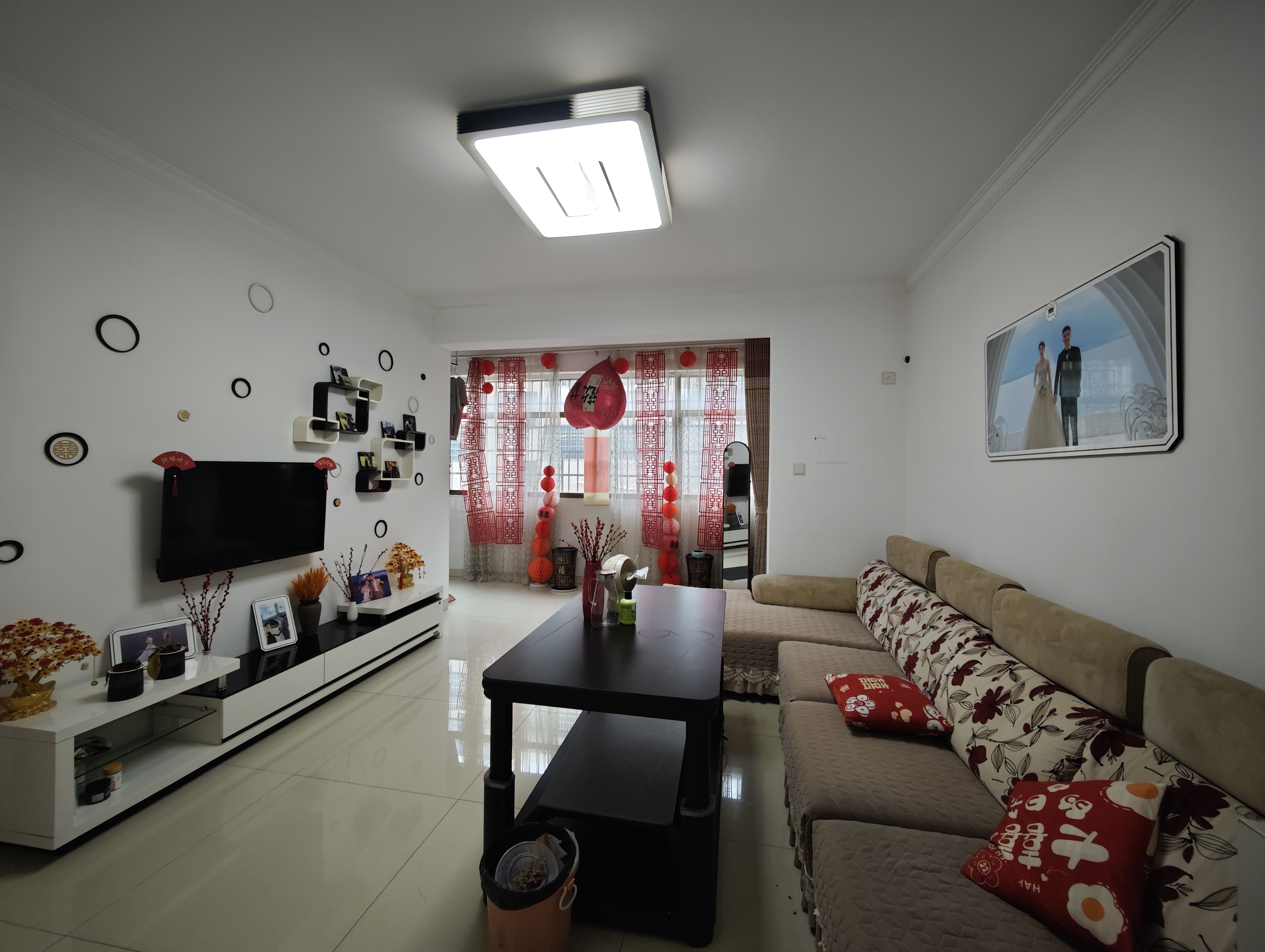 世纪花苑 2室2厅1卫 45.8万 世纪花苑 2室2厅1卫 45.8万客厅