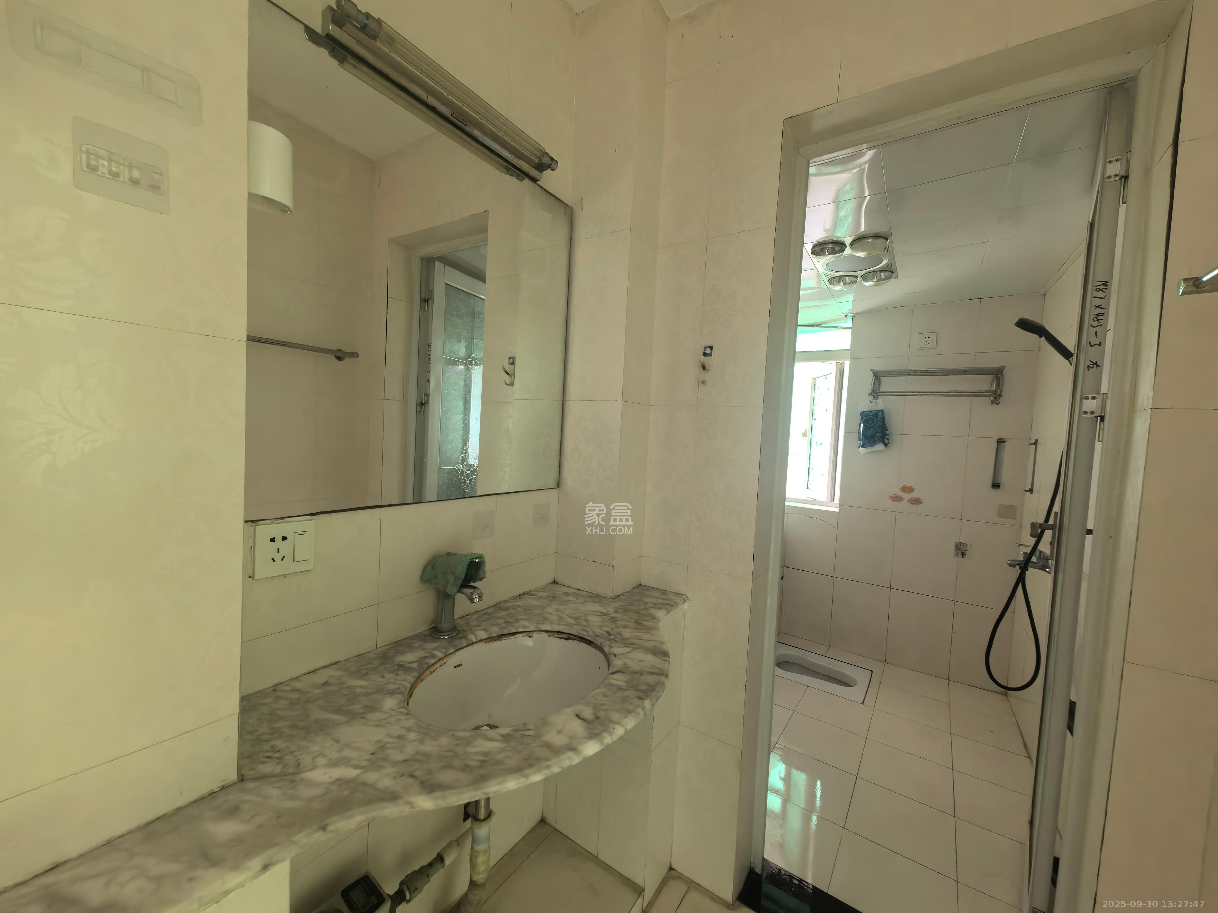 名都花园  2室2厅2卫    2250.0元/月 名都花园  2室2厅2卫    2250.0元/月室内图