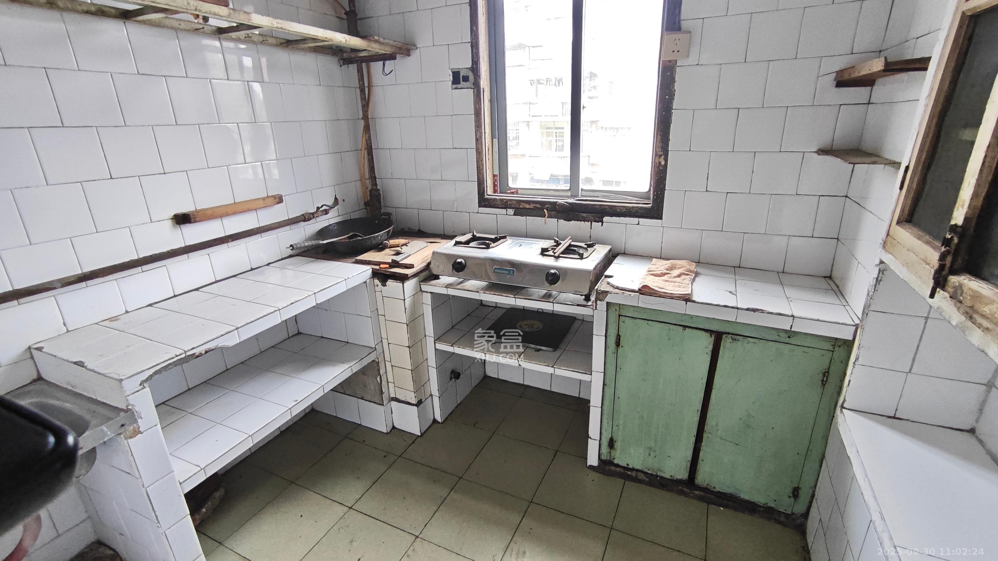 禾花村 2室2厅1卫 500.0元/月 禾花村 2室2厅1卫 500.0元/月室内图