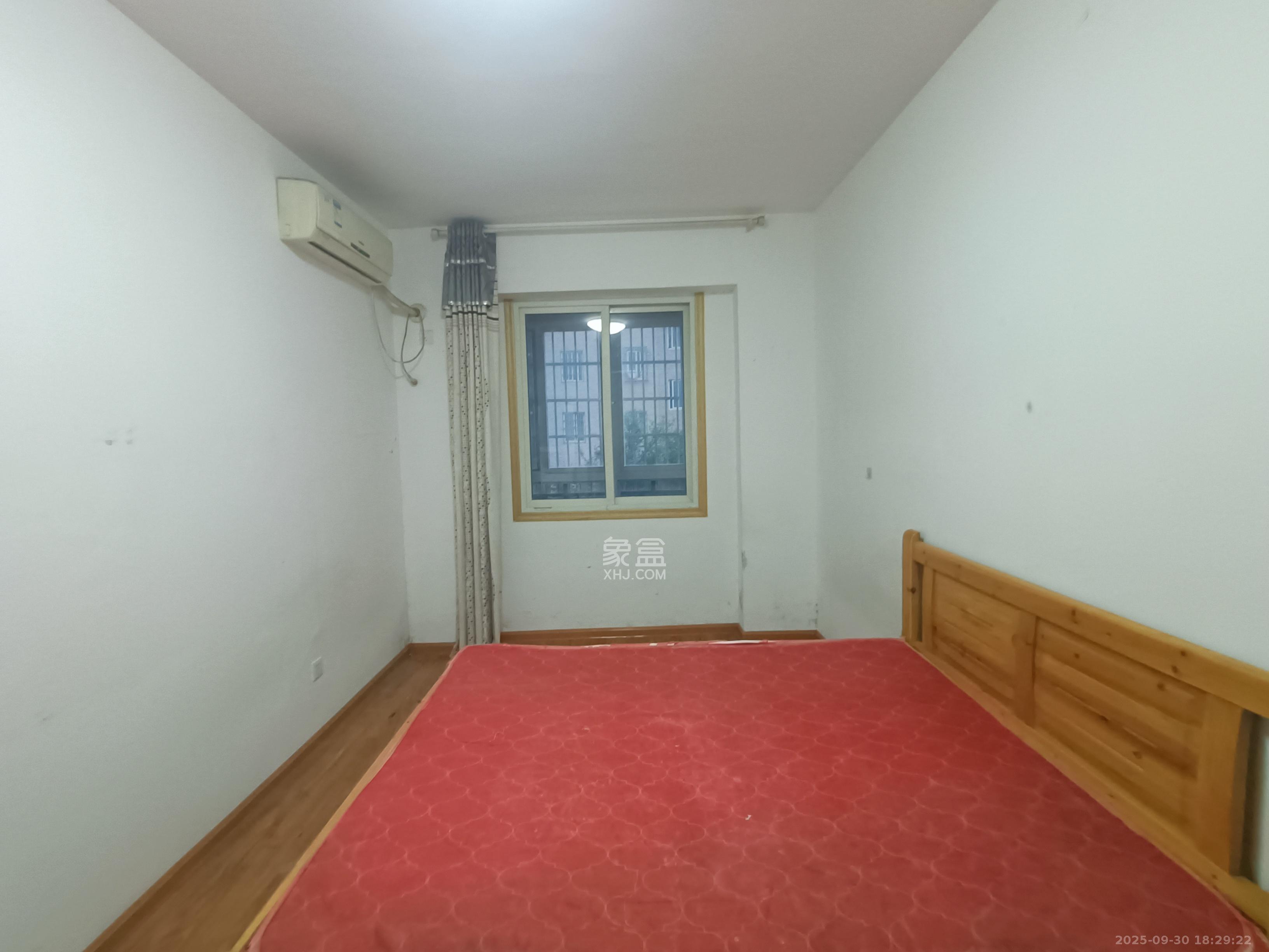 泰禹家园(彩云之翼家园一期、二期、三期) 3室2厅2卫 1700.0元/月 泰禹家园(彩云之翼家园一期、二期、三期) 3室2厅2卫 1700.0元/月室内图