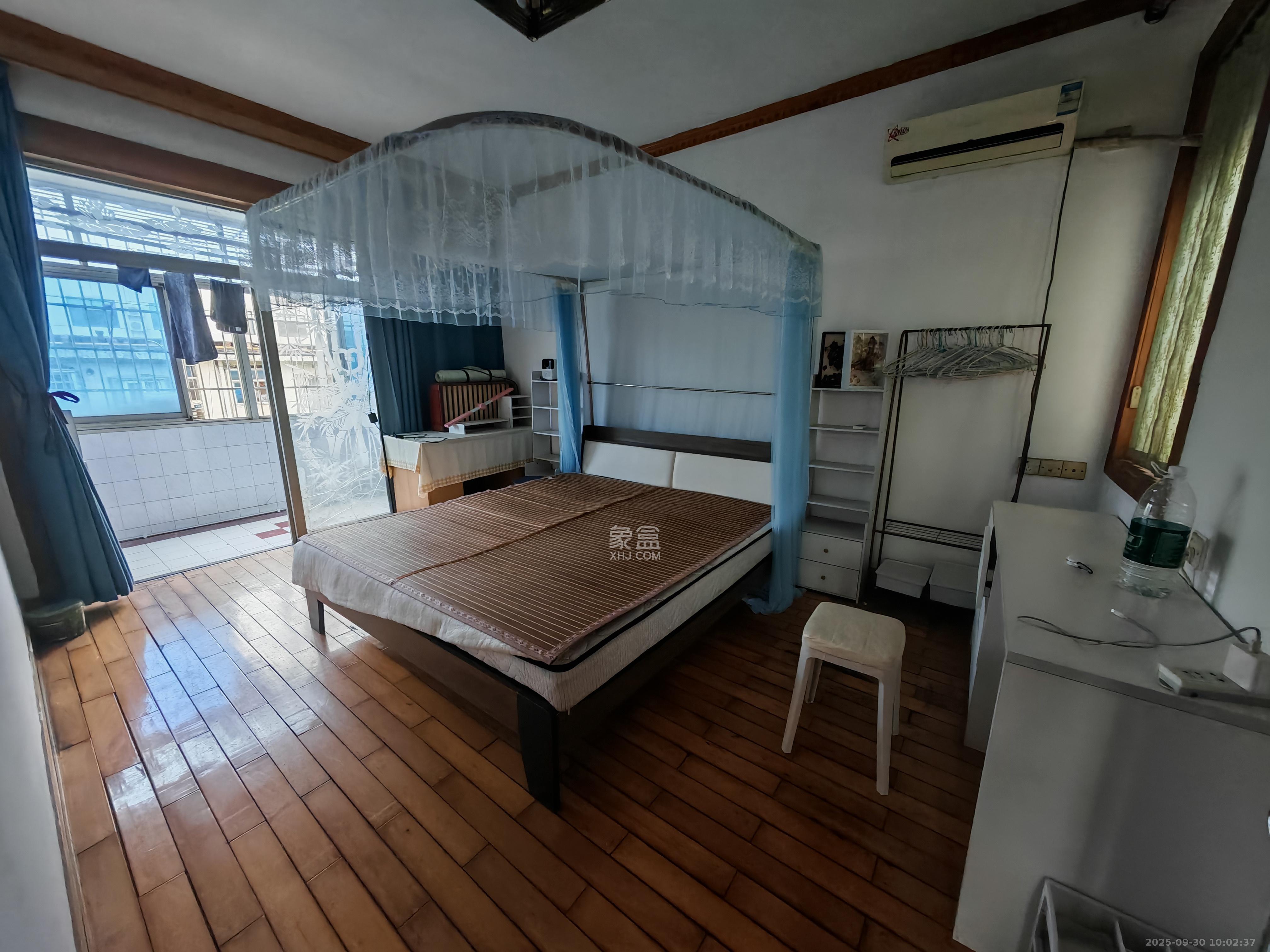 湖橡宿舍/湖橡小区  2室1厅1卫    1200.0元/月室内图