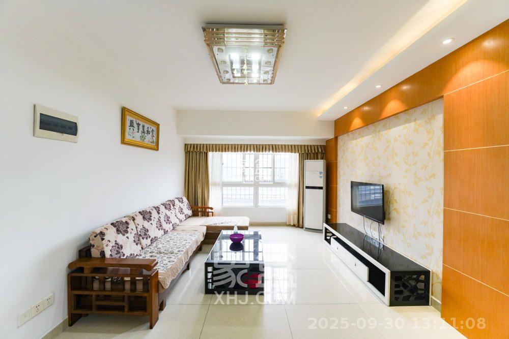 湘府十城(汇财御景湾新寓,汇财国际) 3室2厅1卫 2300.0元/月 湘府十城(汇财御景湾新寓,汇财国际) 3室2厅1卫 2300.0元/月室内图