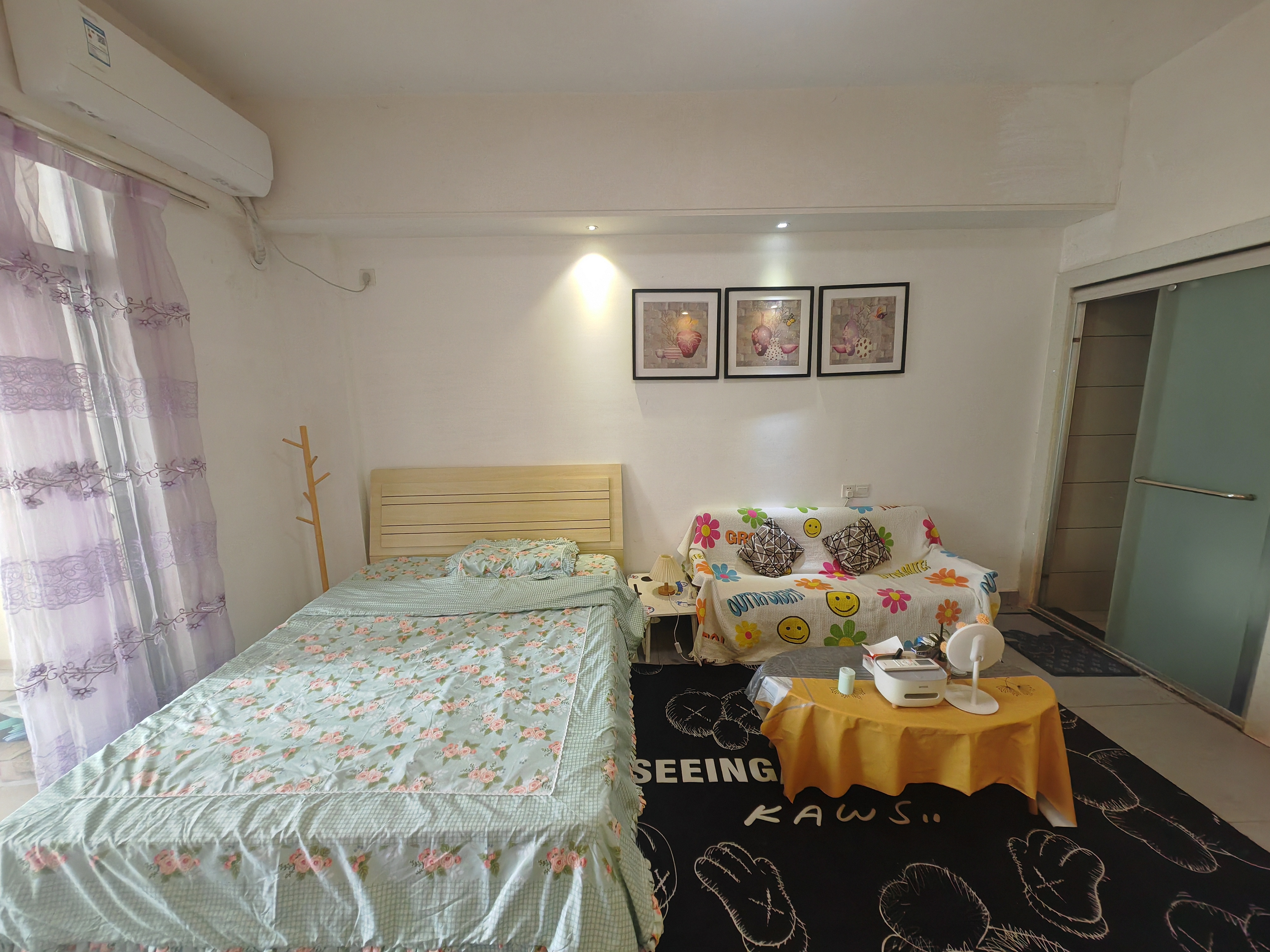 国公馆 1室1厅1卫 1400.0元/月 国公馆 1室1厅1卫 1400.0元/月室内图