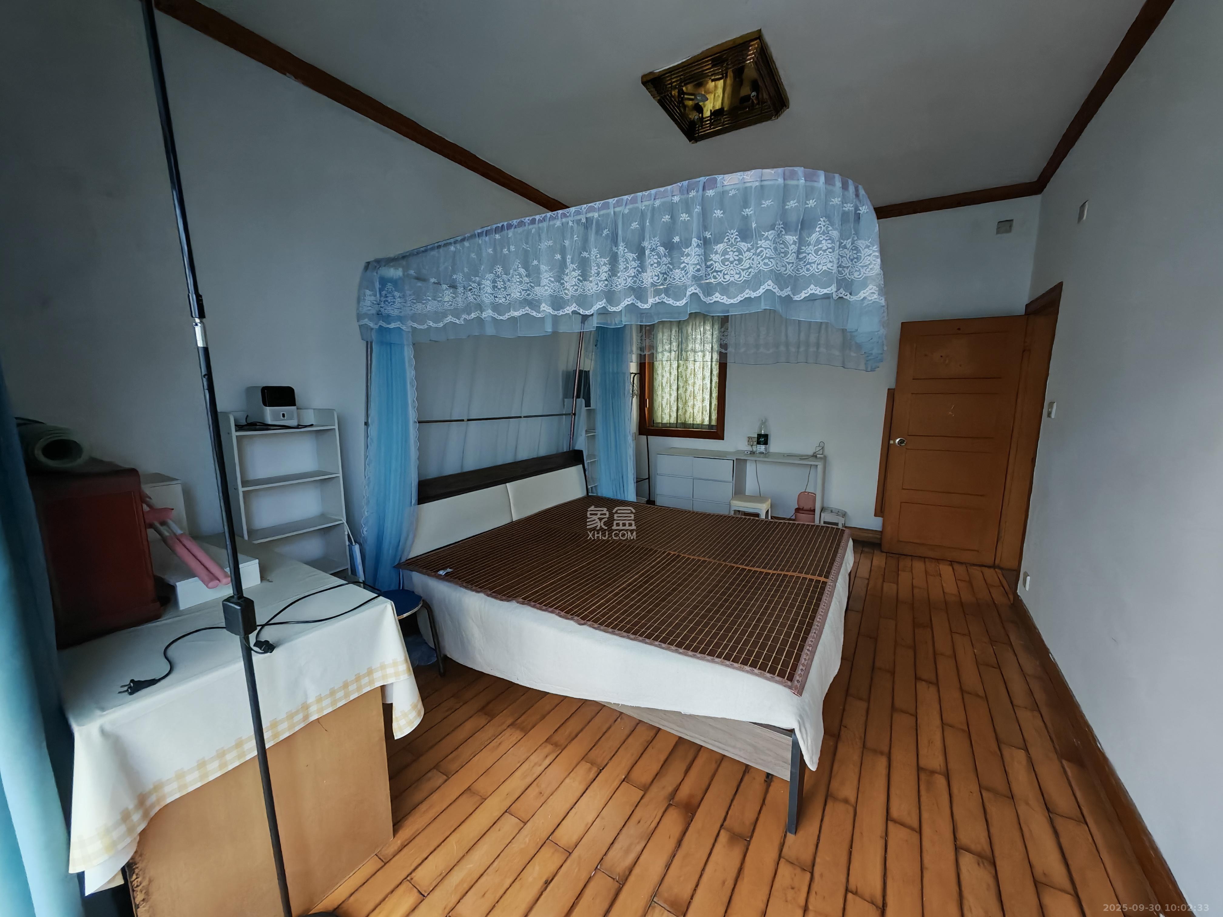 湖橡宿舍/湖橡小区  2室1厅1卫    1200.0元/月室内图