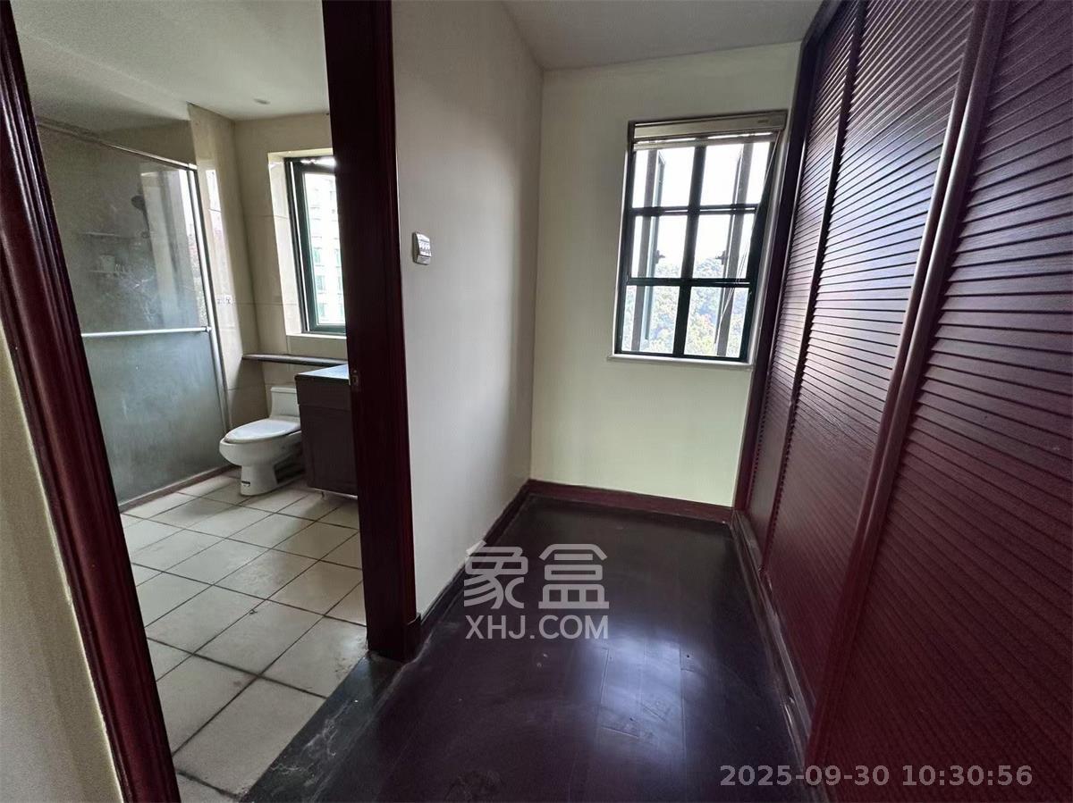 恒大城 4室2厅2卫 3000.0元/月 恒大城 4室2厅2卫 3000.0元/月室内图