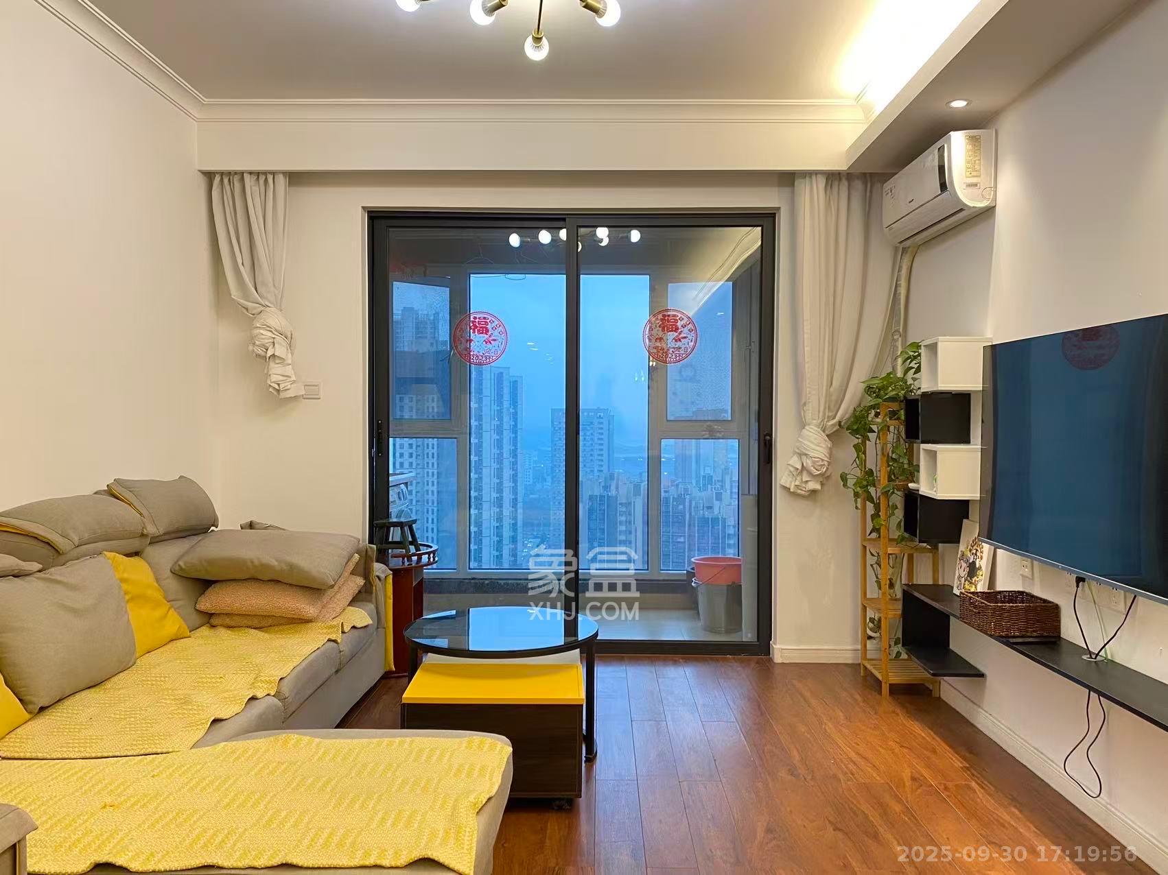 万科魅力之城 3室1厅1卫 2500.0元/月 万科魅力之城 3室1厅1卫 2500.0元/月室内图