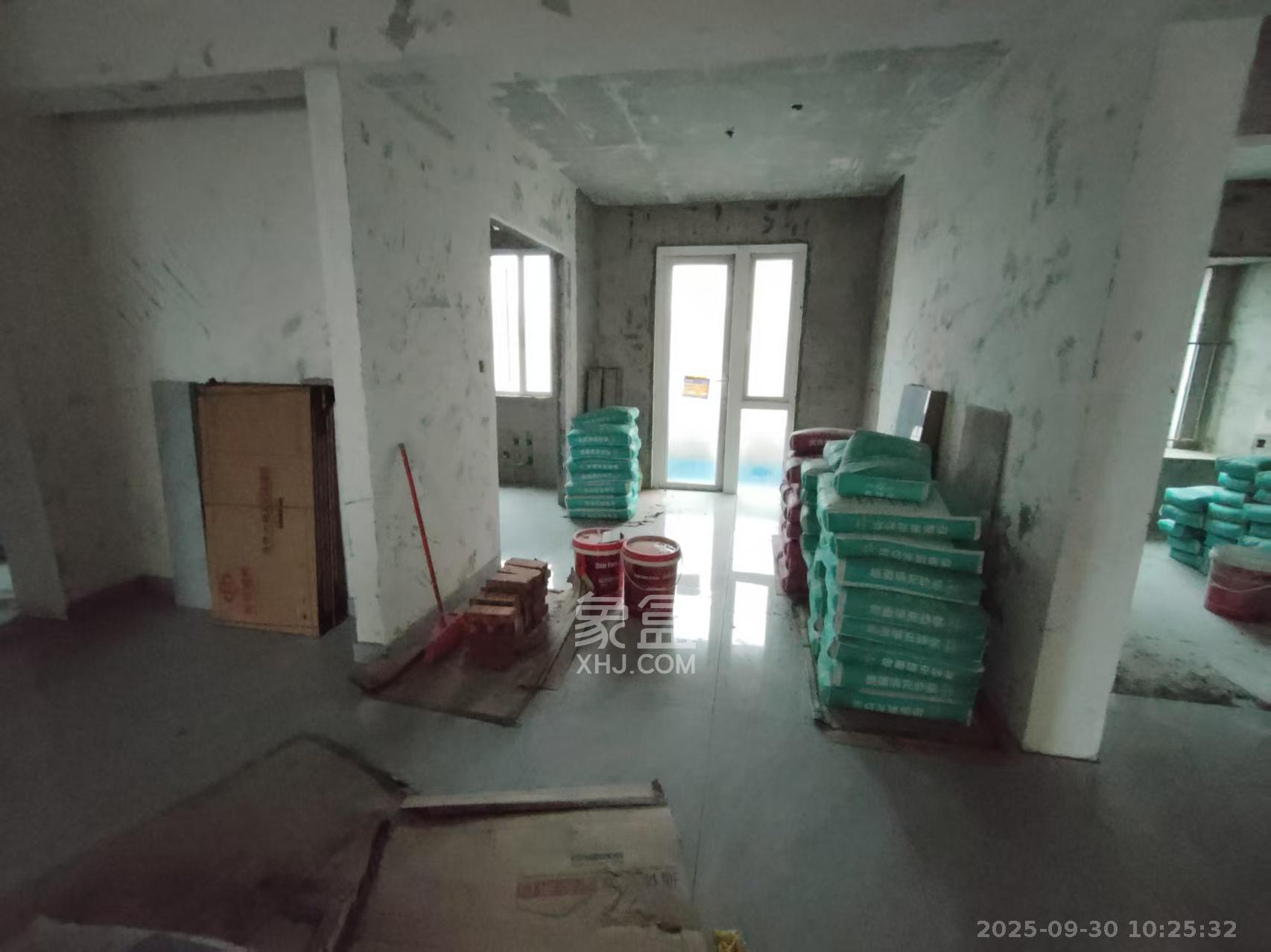 金地格林公馆 3室2厅2卫 3000.0元/月 金地格林公馆 3室2厅2卫 3000.0元/月室内图