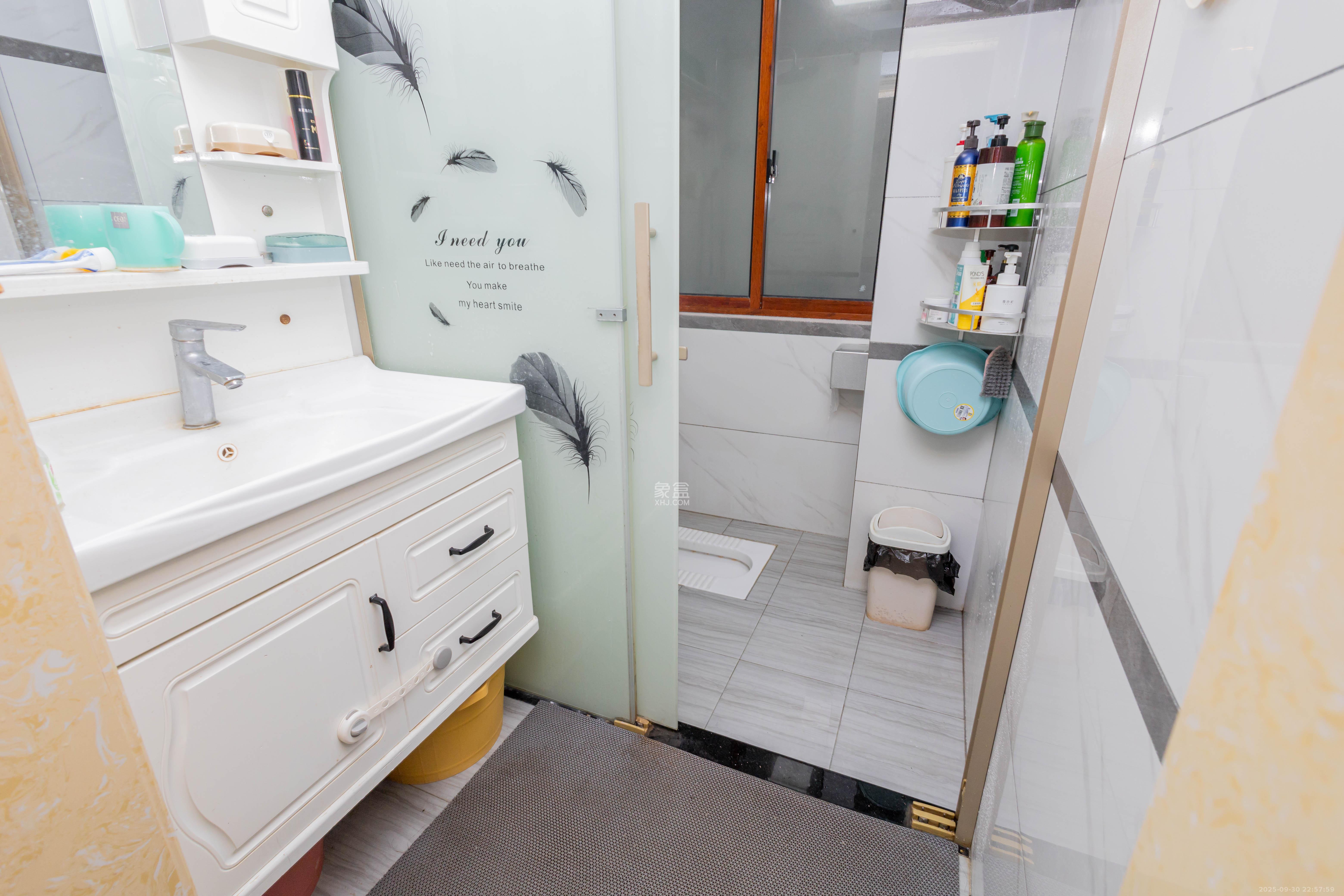 东方美地 3室2厅1卫 78.0万 东方美地 3室2厅1卫 78.0万卫生间