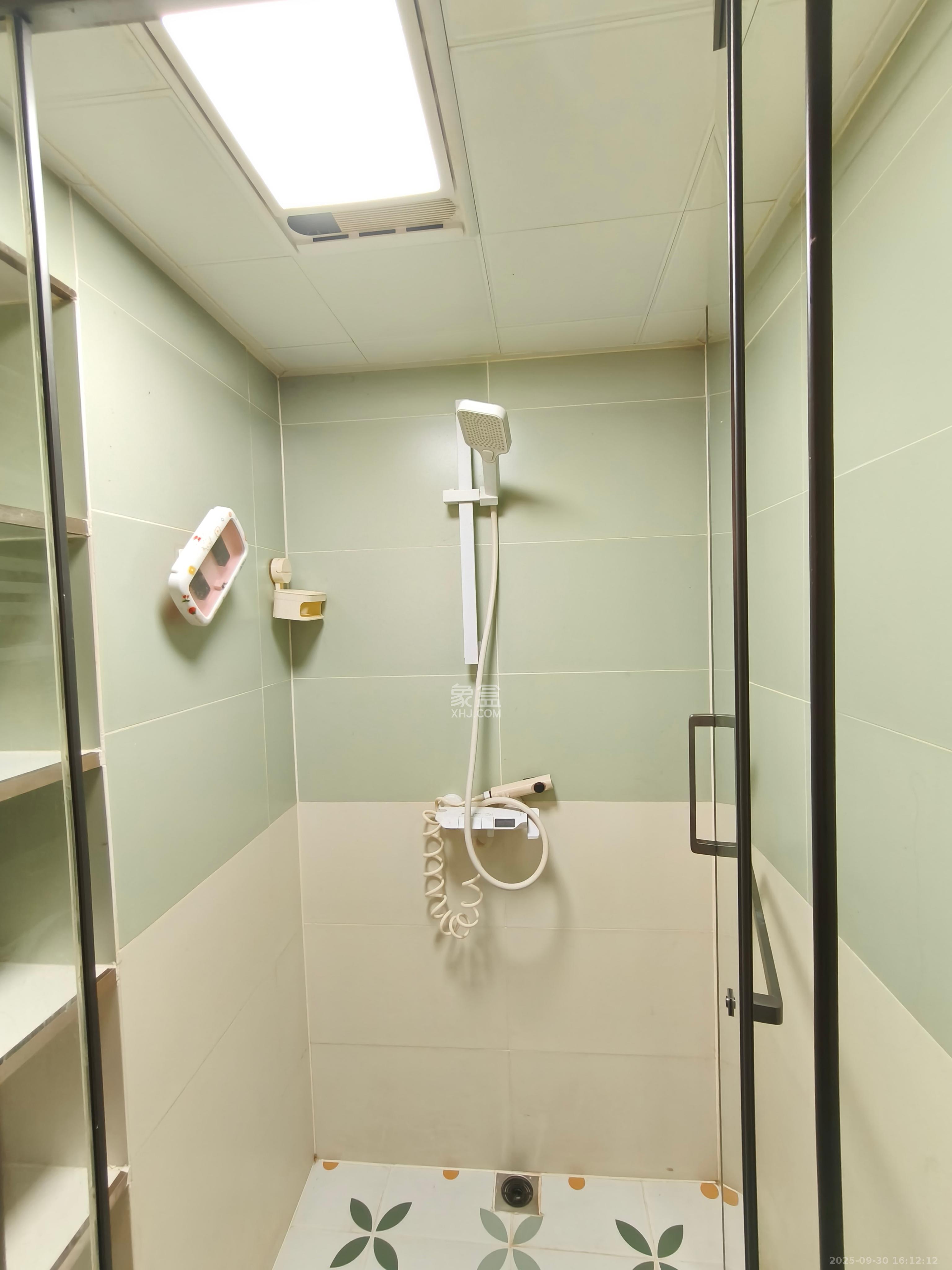 南益名士豪庭 2室1厅1卫 2000.0元/月 南益名士豪庭 2室1厅1卫 2000.0元/月室内图