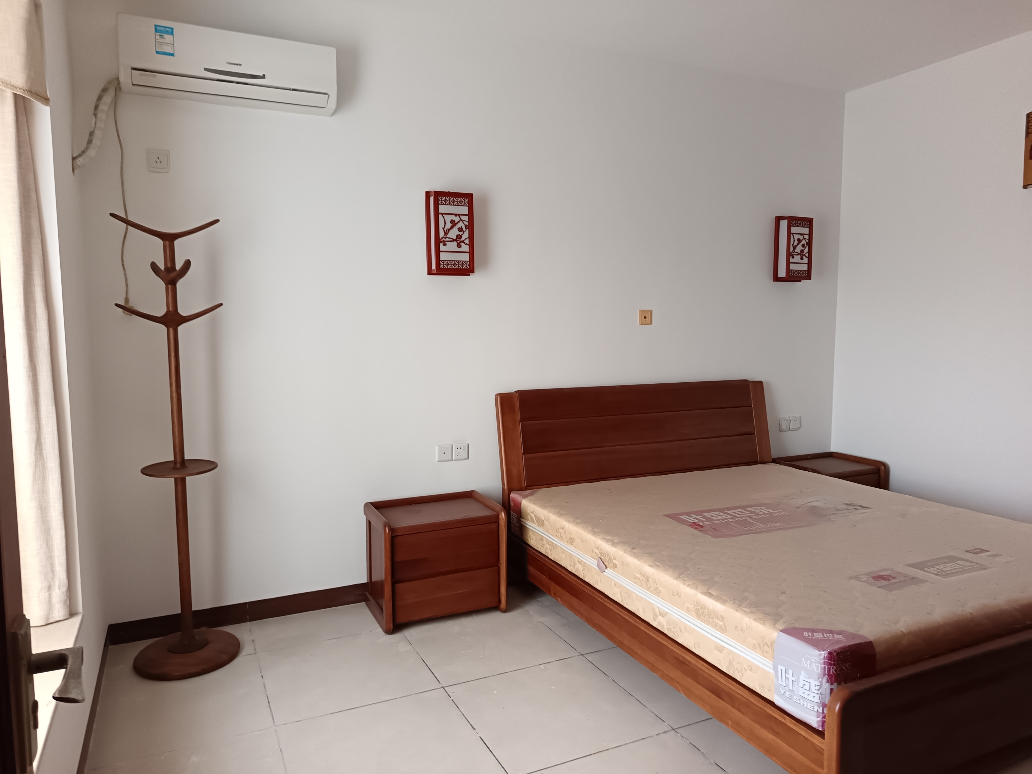 海联新村 1室2厅1卫 2500.0元/月 海联新村 1室2厅1卫 2500.0元/月室内图