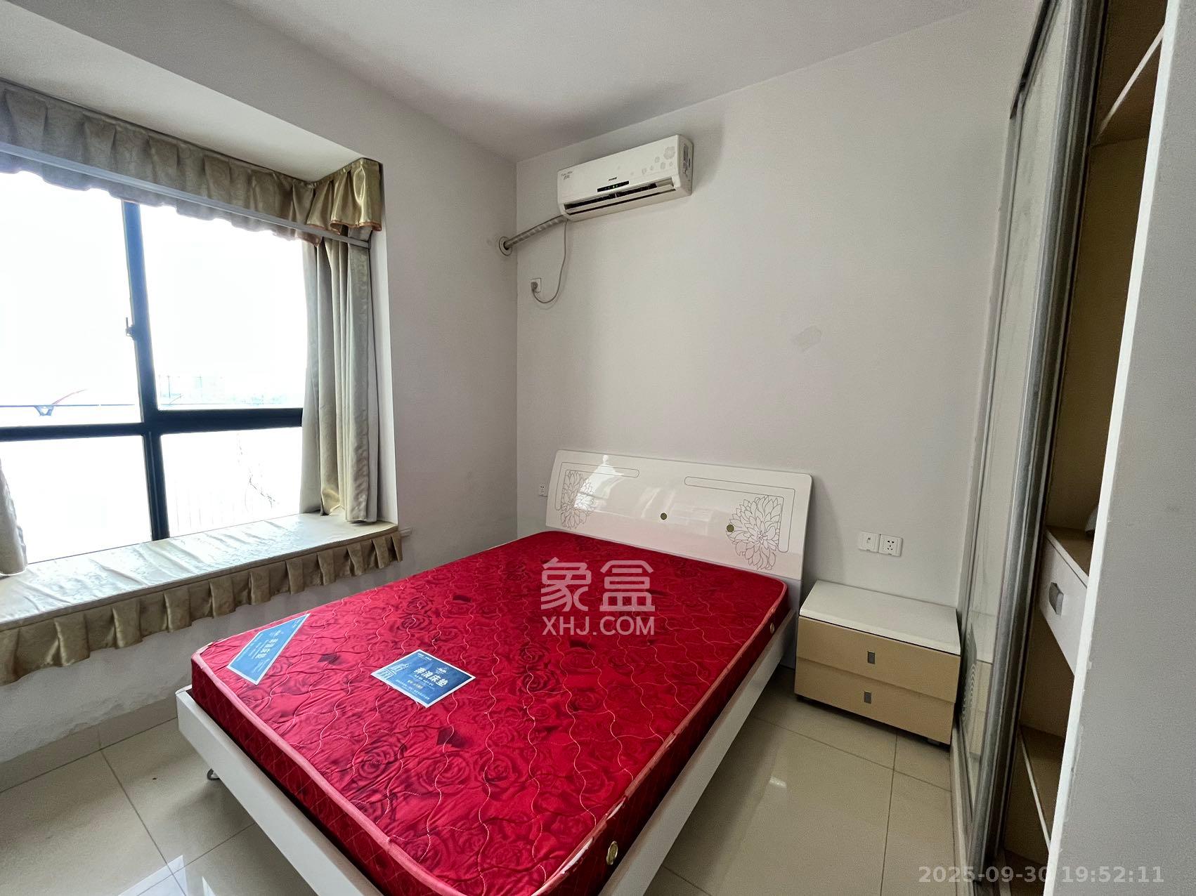 湘江世纪城临江苑 3室2厅2卫 2700.0元/月 湘江世纪城临江苑 3室2厅2卫 2700.0元/月室内图