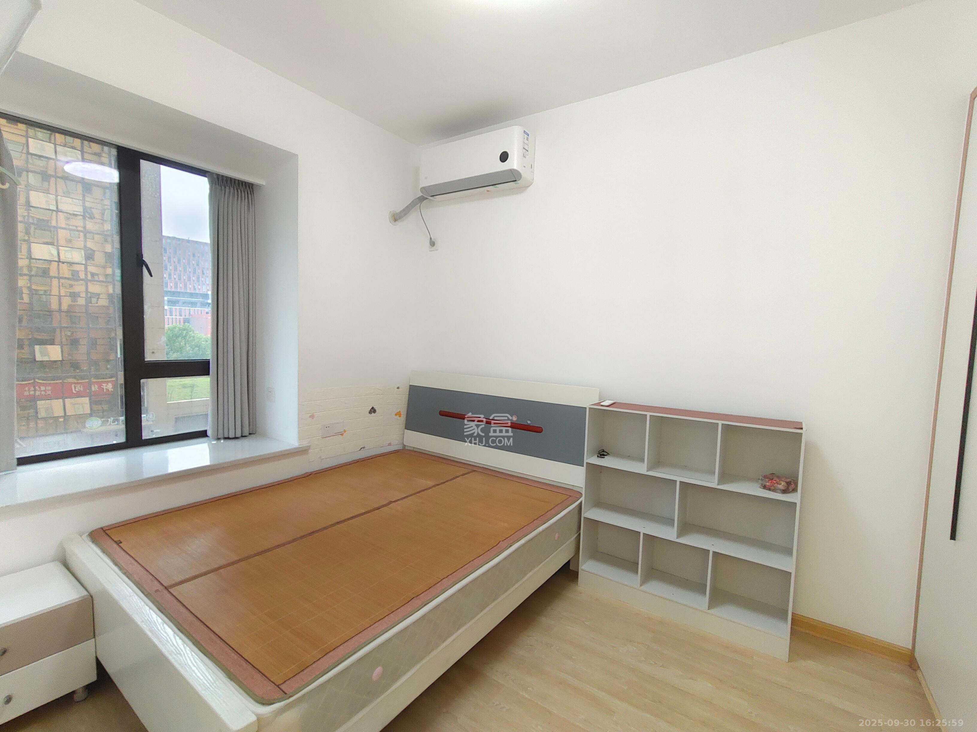 福天星中心(福天星雅苑) 3室2厅2卫 2600.0元/月 福天星中心(福天星雅苑) 3室2厅2卫 2600.0元/月室内图