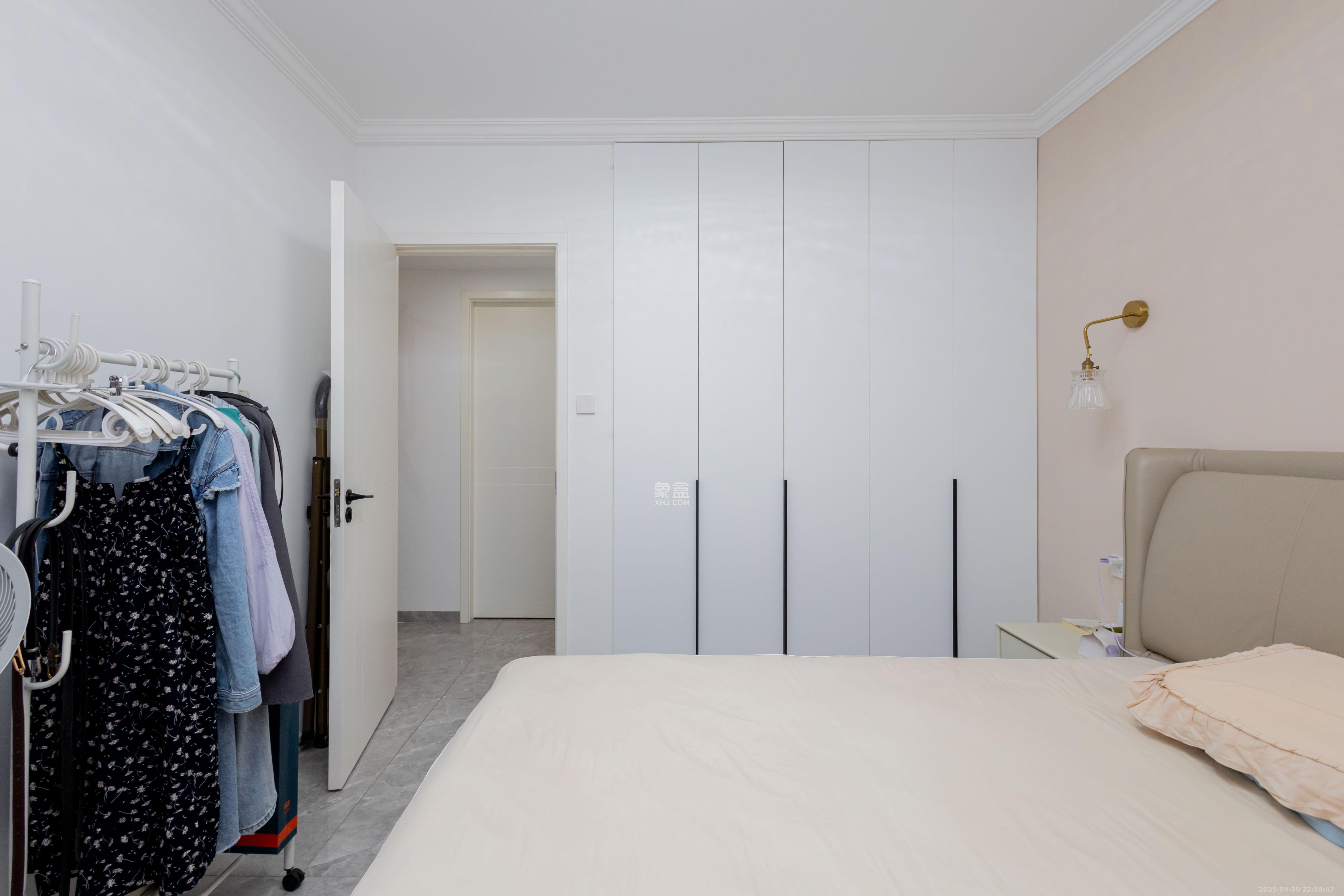 中交中央公园D5区 3室2厅2卫 155.0万 中交中央公园D5区 3室2厅2卫 155.0万卧室