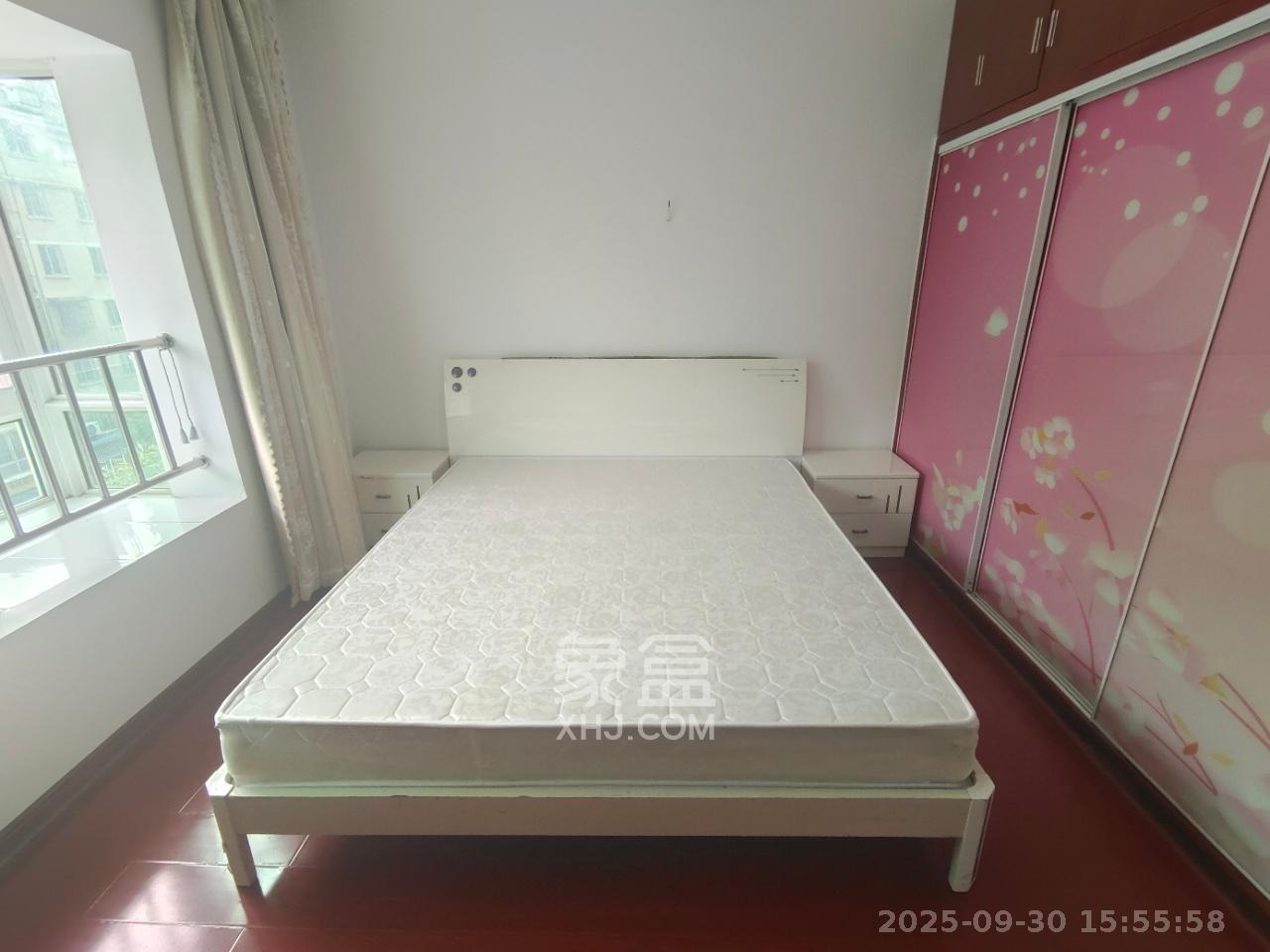 格林星城 3室2厅2卫 2600.0元/月 格林星城 3室2厅2卫 2600.0元/月室内图