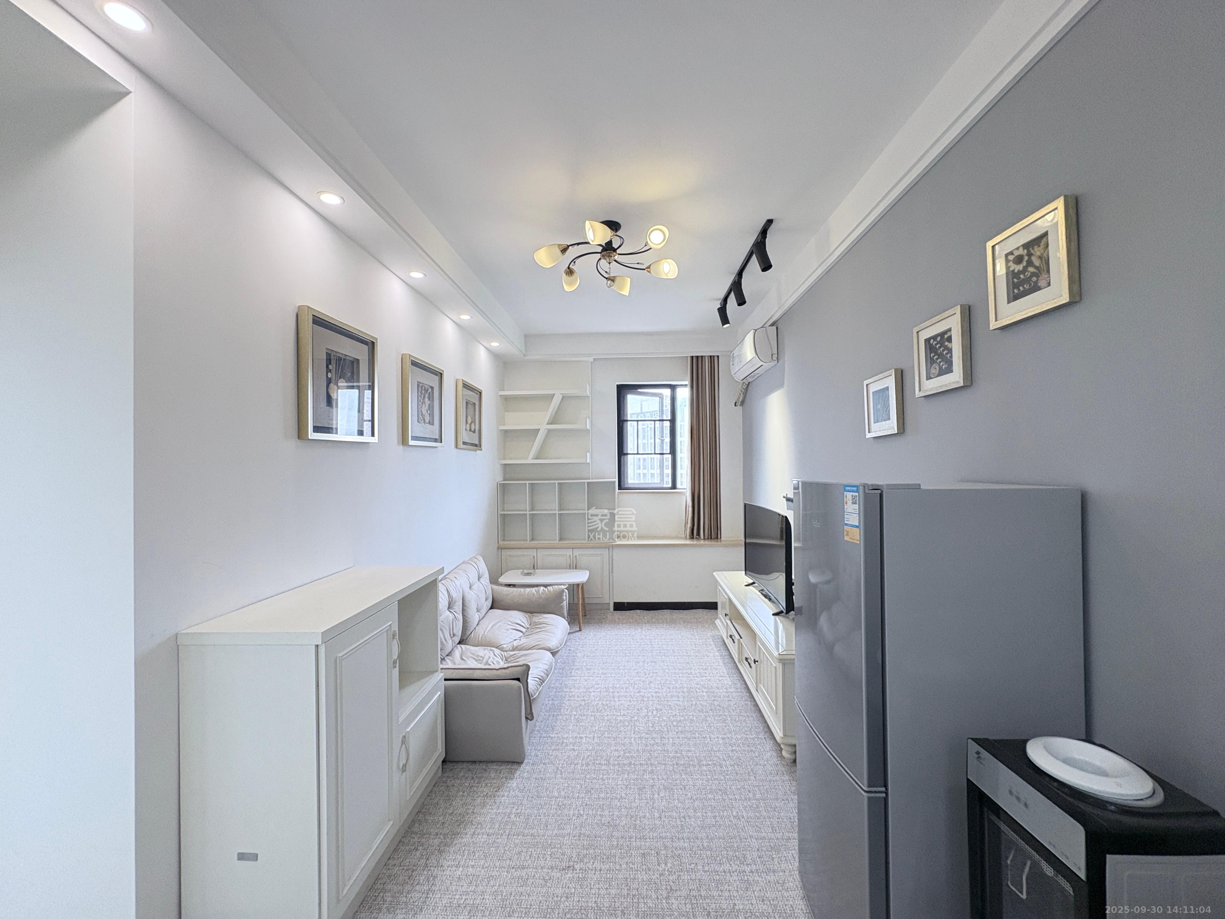 麓谷明珠 1室1厅1卫 2000.0元/月 麓谷明珠 1室1厅1卫 2000.0元/月室内图