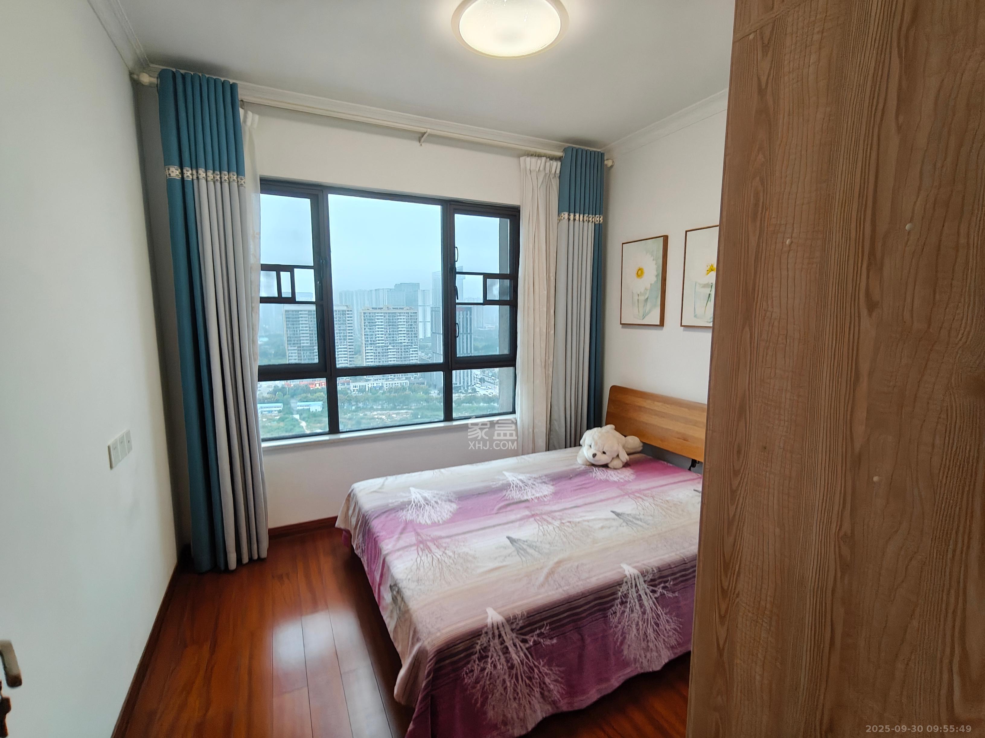 绿地之窗 3室2厅2卫 3400.0元/月 绿地之窗 3室2厅2卫 3400.0元/月室内图