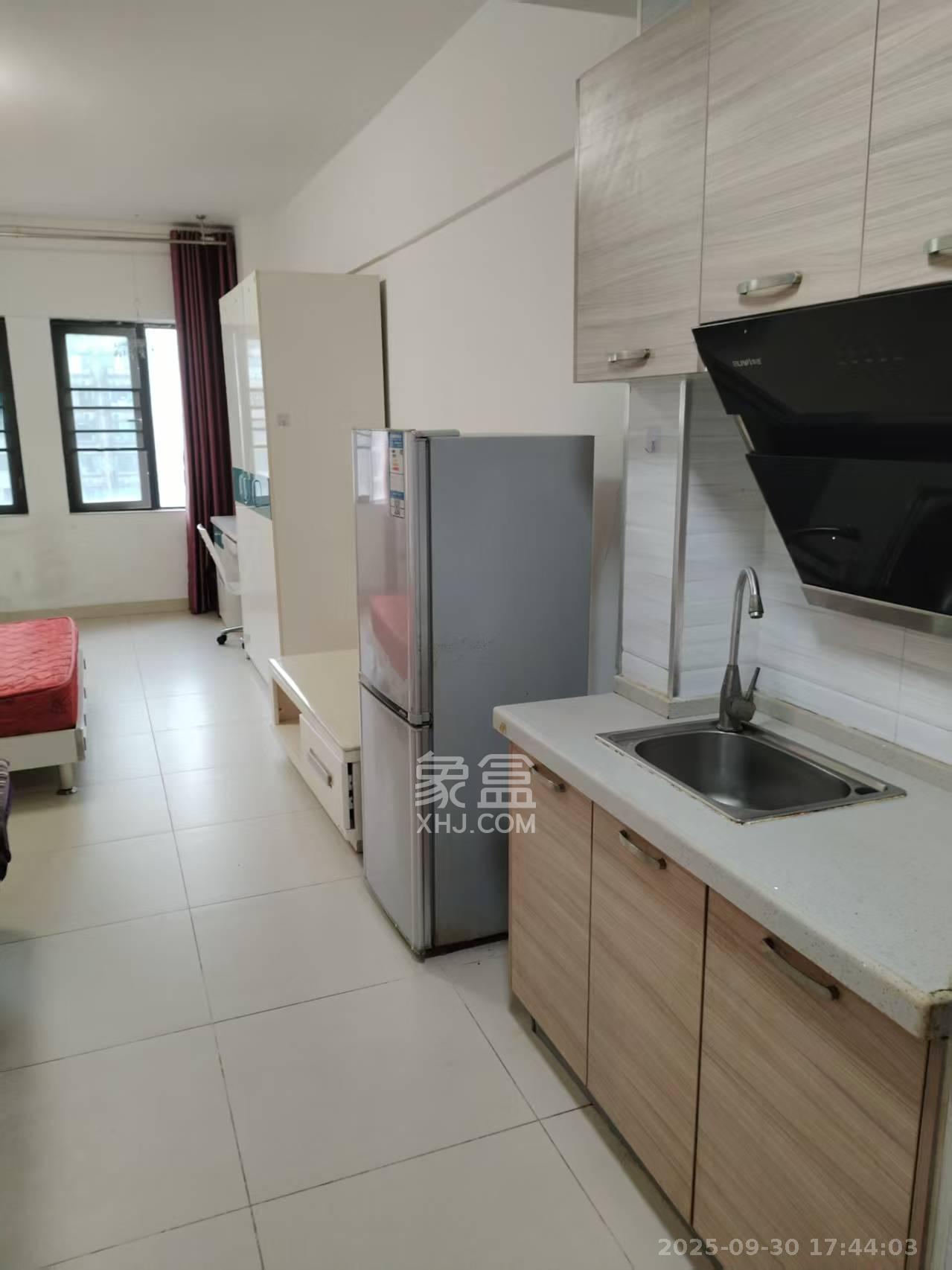 钰龙天下二期(钰龙佳园)  1室1厅1卫    900.0元/月 钰龙天下二期(钰龙佳园)  1室1厅1卫    900.0元/月