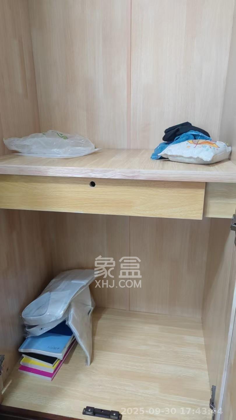 巢之恋  1室1厅1卫    1300.0元/月