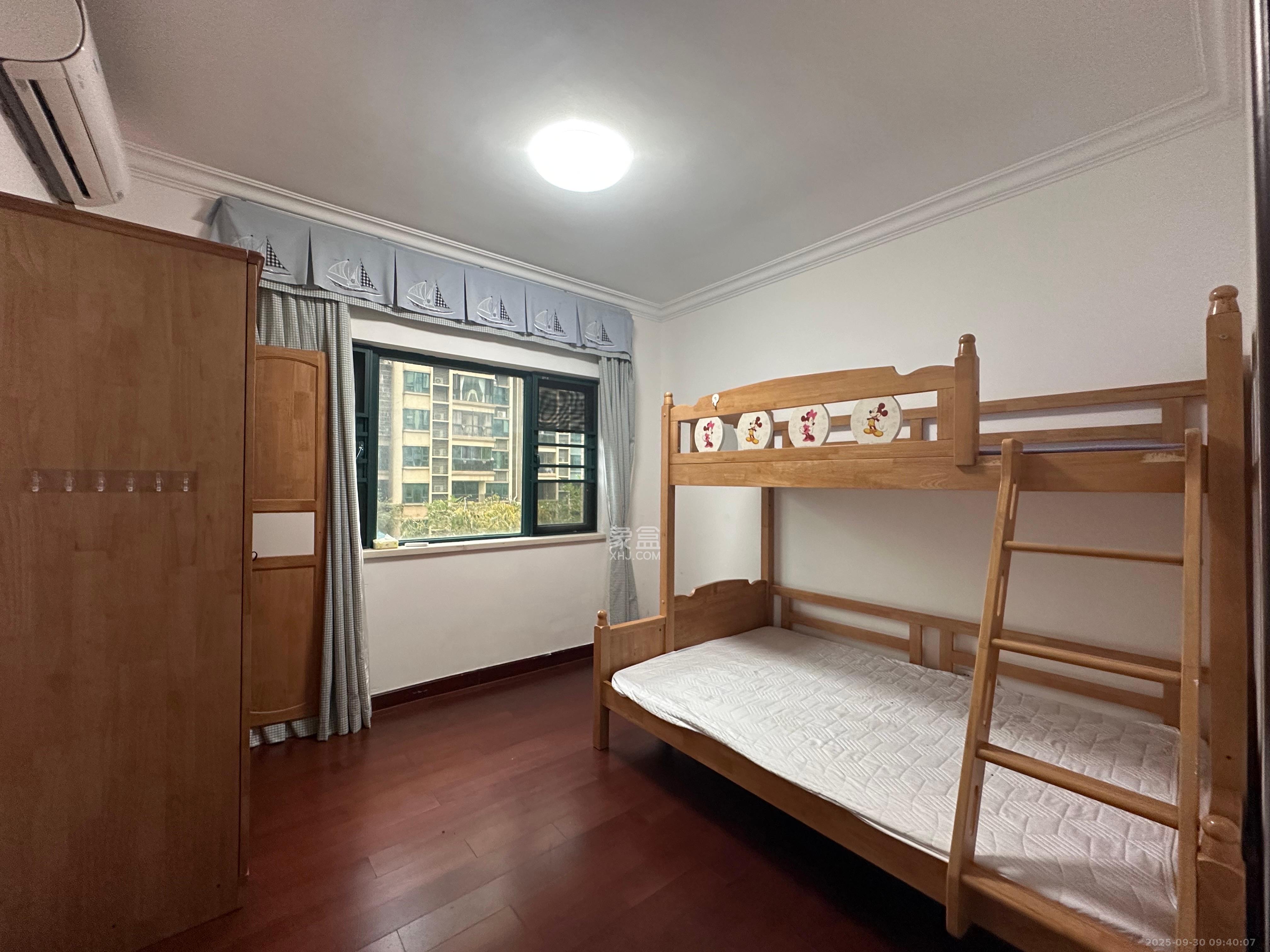 恒大雅苑 3室2厅1卫 2600.0元/月 恒大雅苑 3室2厅1卫 2600.0元/月室内图