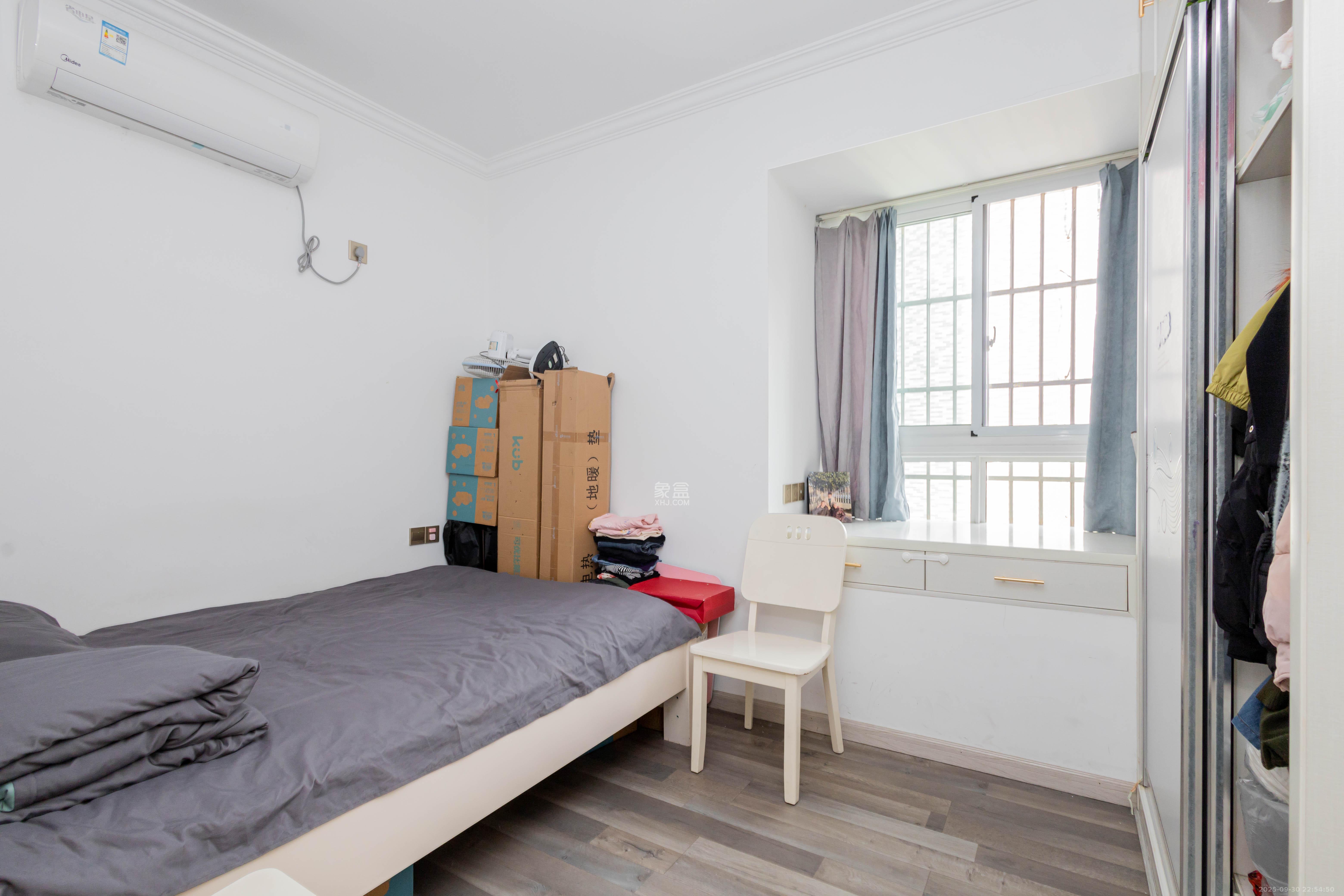 明天一城  2室2厅1卫    45.5万 明天一城  2室2厅1卫    45.5万卧室