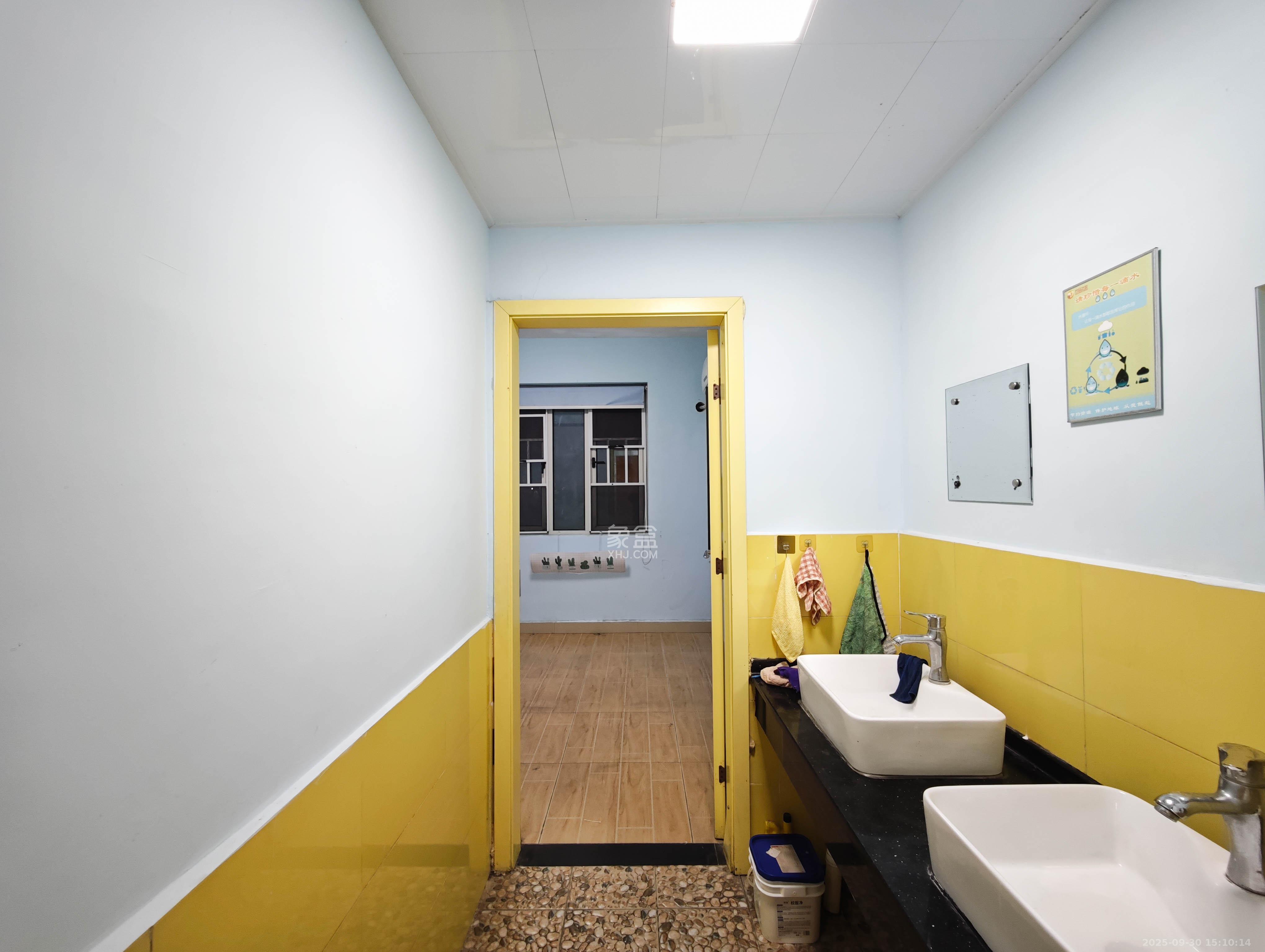 五矿万境水岸二期(五矿万境水岸和苑) 2室2厅1卫 100.0万 五矿万境水岸二期(五矿万境水岸和苑) 2室2厅1卫 100.0万其他