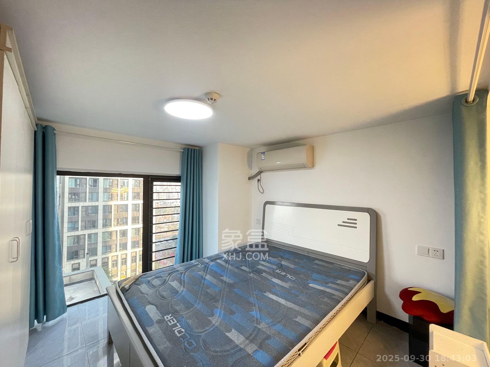 新城悦隽公园  2室1厅1卫    1600.0元/月室内图