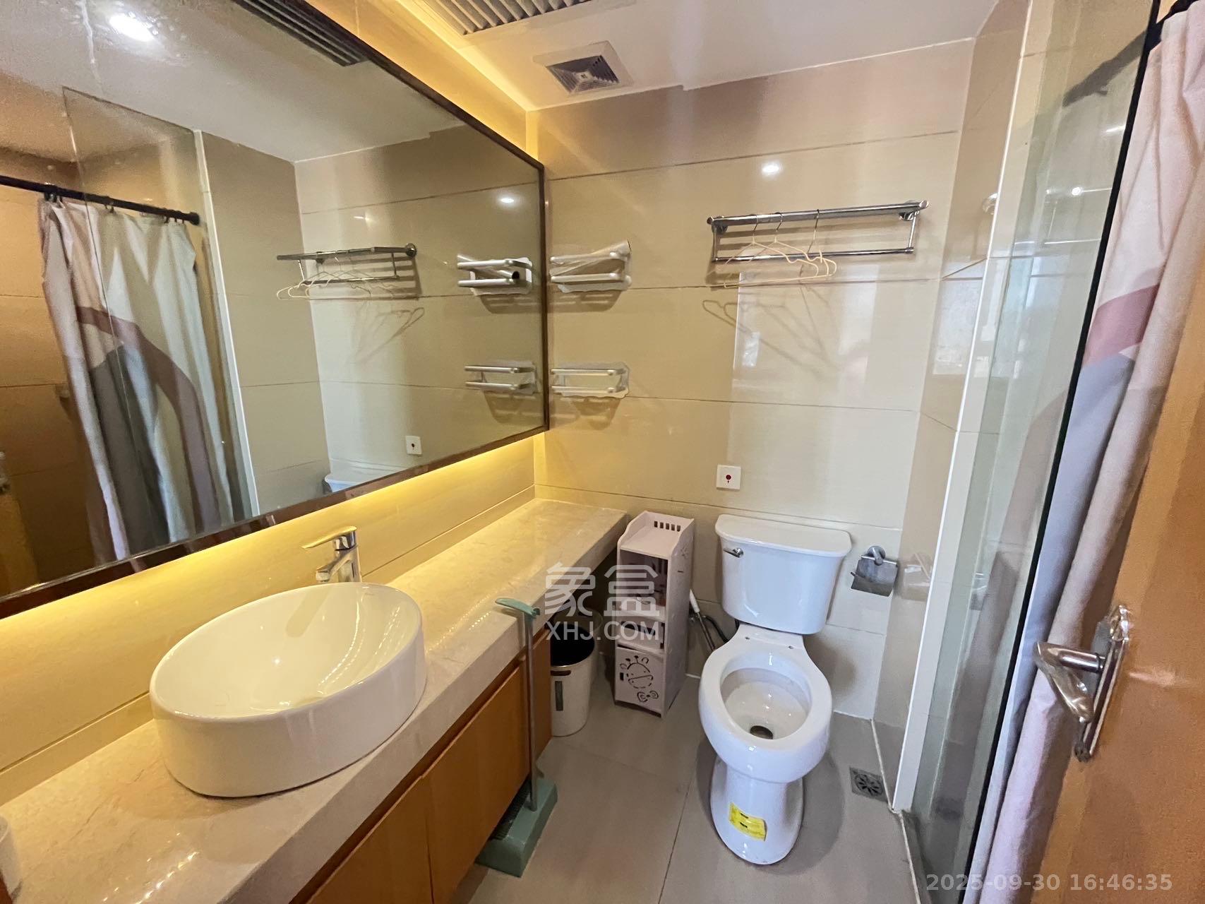 五一钻界  1室0厅0卫    2200.0元/月室内图