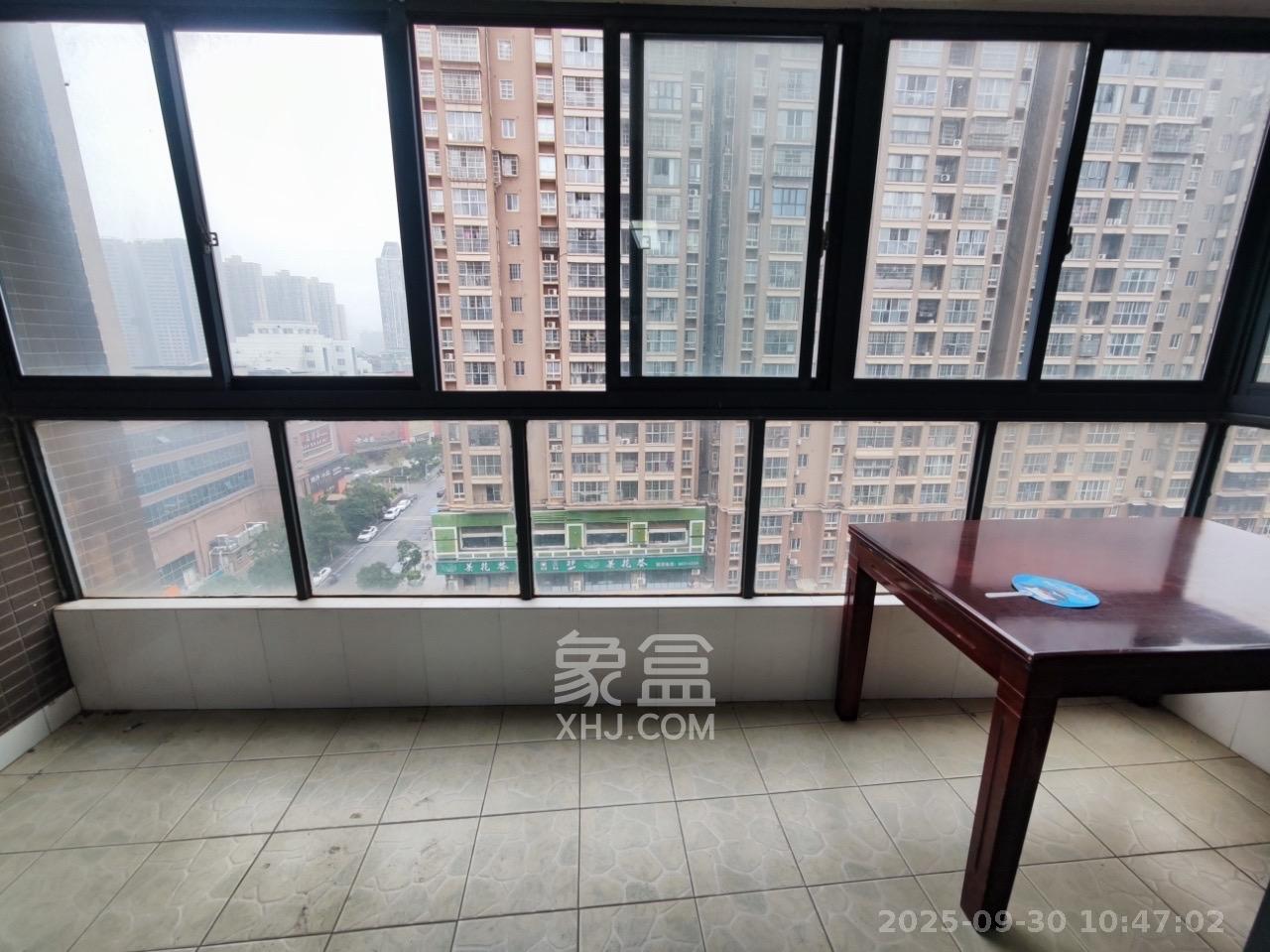 西子花苑 3室2厅1卫 2700.0元/月 西子花苑 3室2厅1卫 2700.0元/月室内图