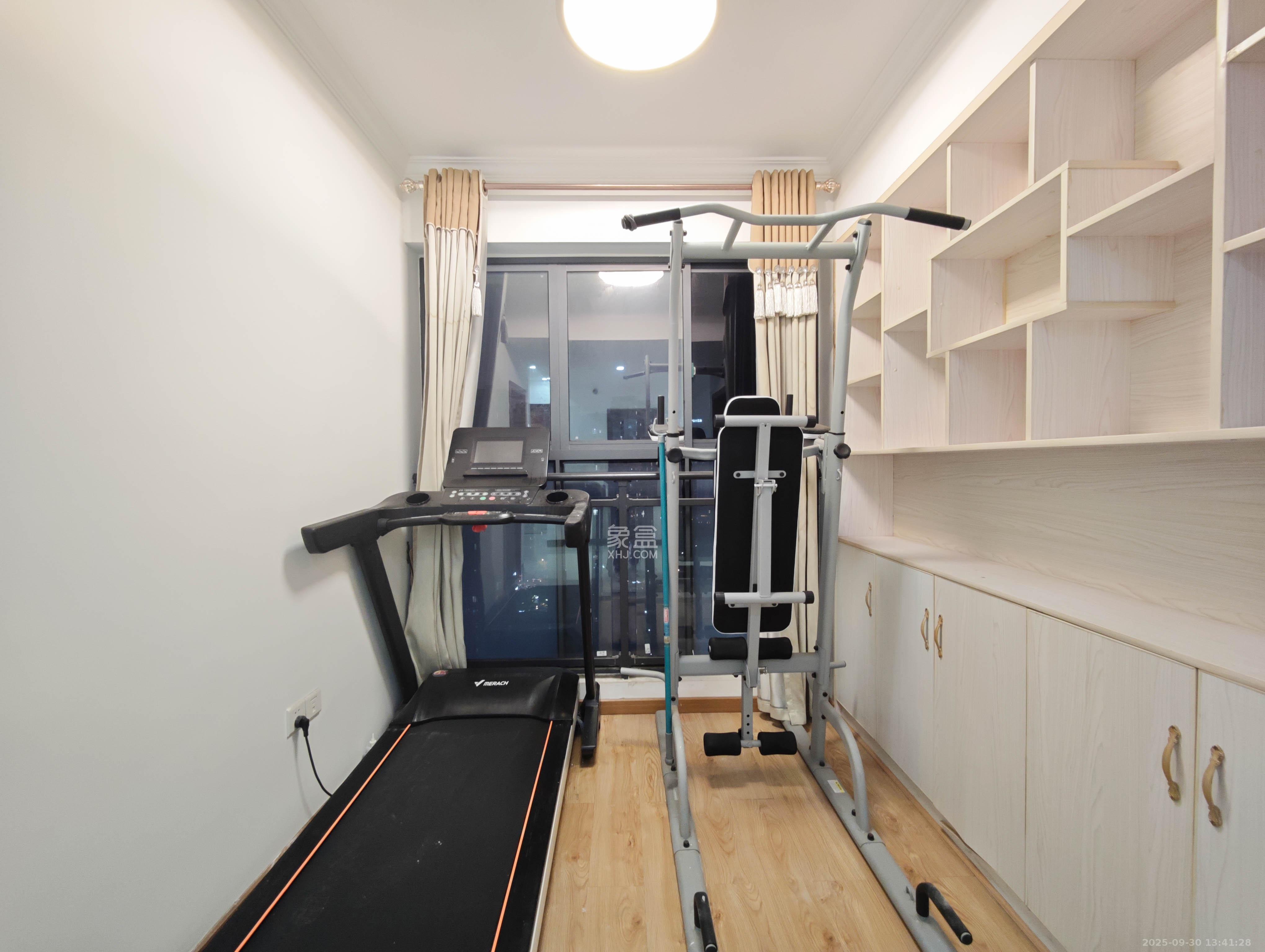 华悦城 2室1厅1卫 83.8万 华悦城 2室1厅1卫 83.8万其他