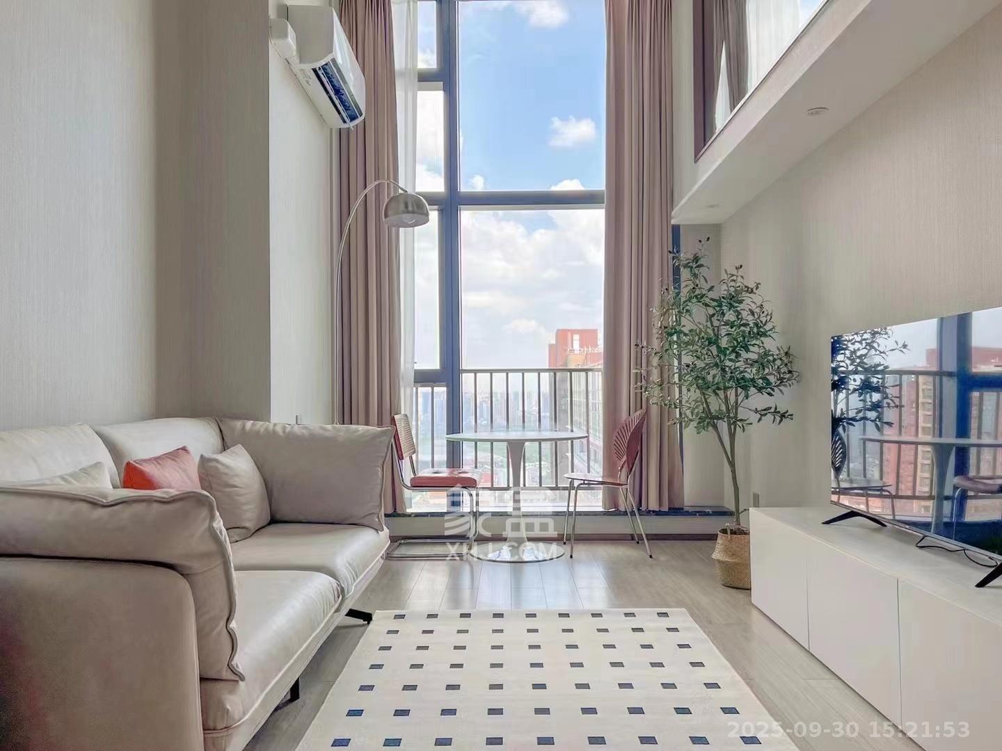 华远华时代 3室2厅2卫 3500.0元/月 华远华时代 3室2厅2卫 3500.0元/月室内图