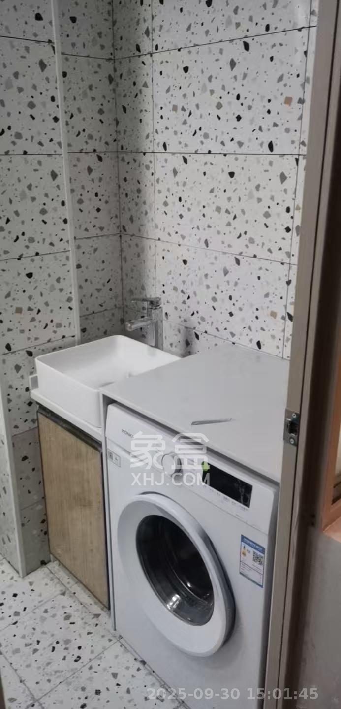 梅溪湖金茂湾  1室1厅1卫    1800.0元/月室内图