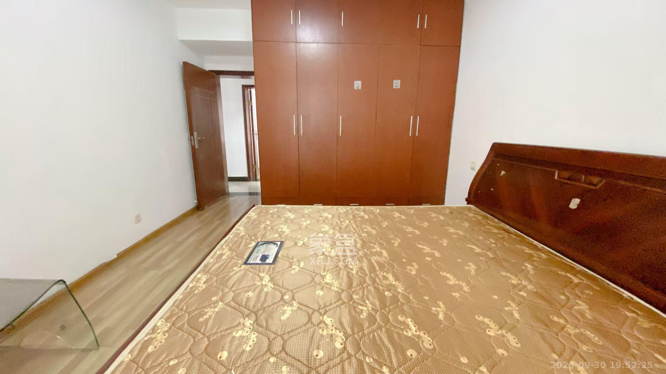 滨江美寓(滨江丽园) 2室2厅1卫 1900.0元/月 滨江美寓(滨江丽园) 2室2厅1卫 1900.0元/月室内图