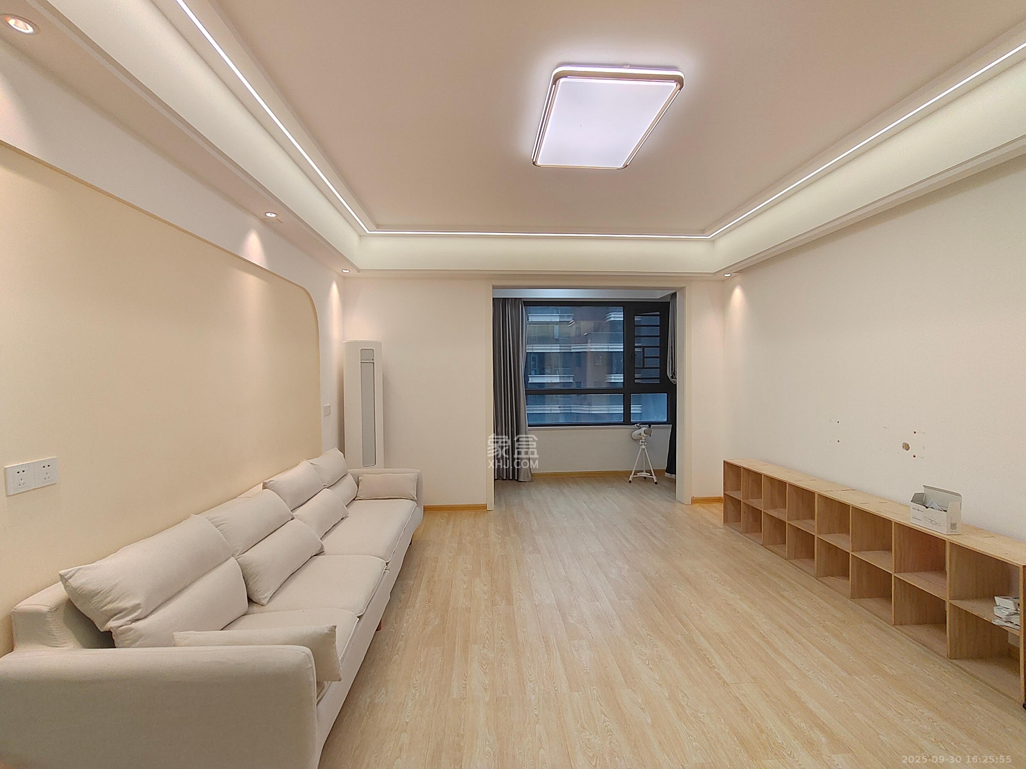 福天星中心(福天星雅苑) 3室2厅2卫 2600.0元/月 福天星中心(福天星雅苑) 3室2厅2卫 2600.0元/月室内图