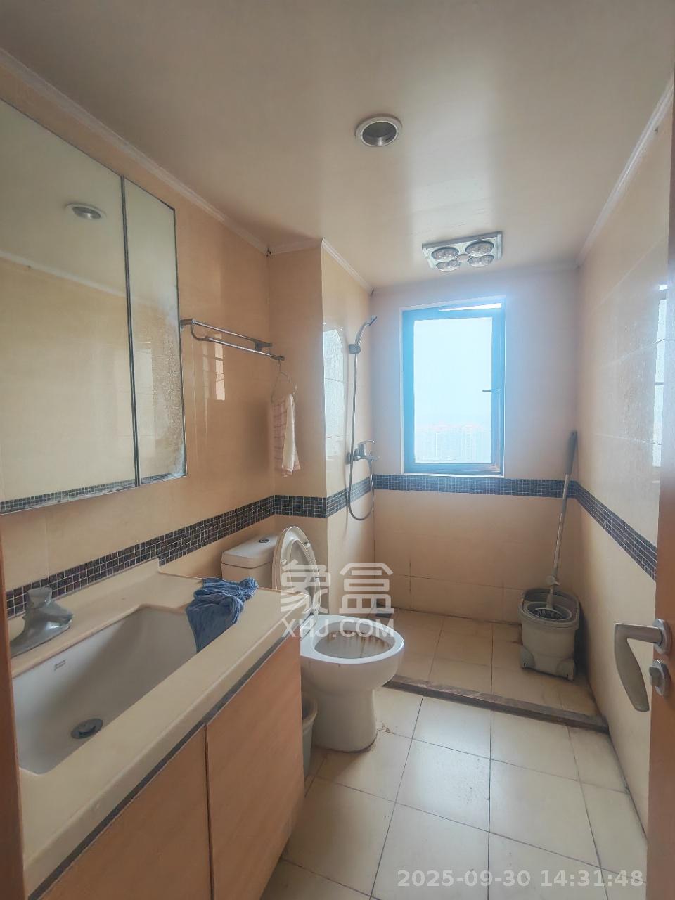 旭辉国际广场（永升商业广场）  4室2厅1卫    3000.0元/月室内图